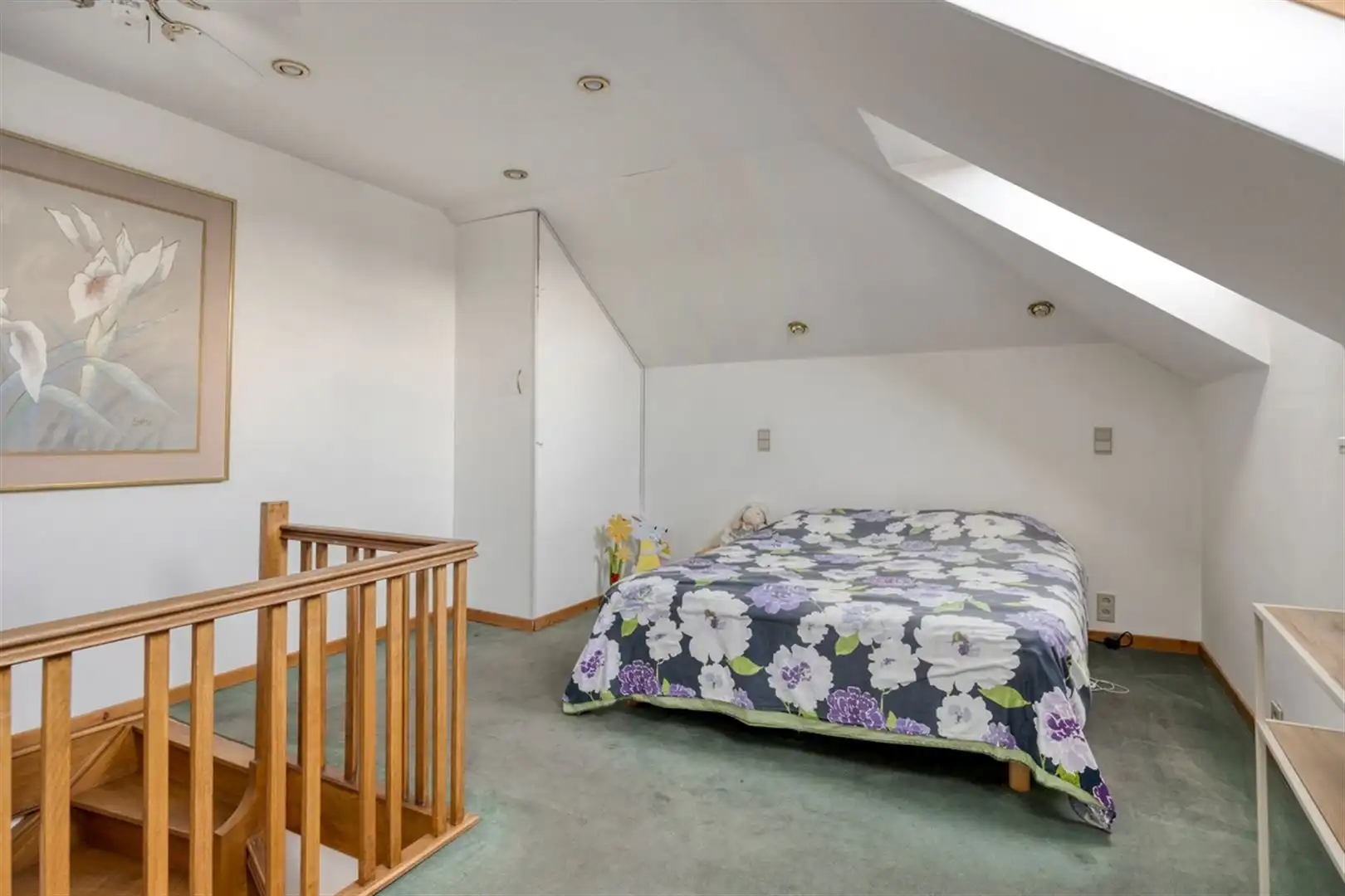 Goed onderhouden en mooi afgewerkte woning op een toplocatie te Oostakker.  foto 24