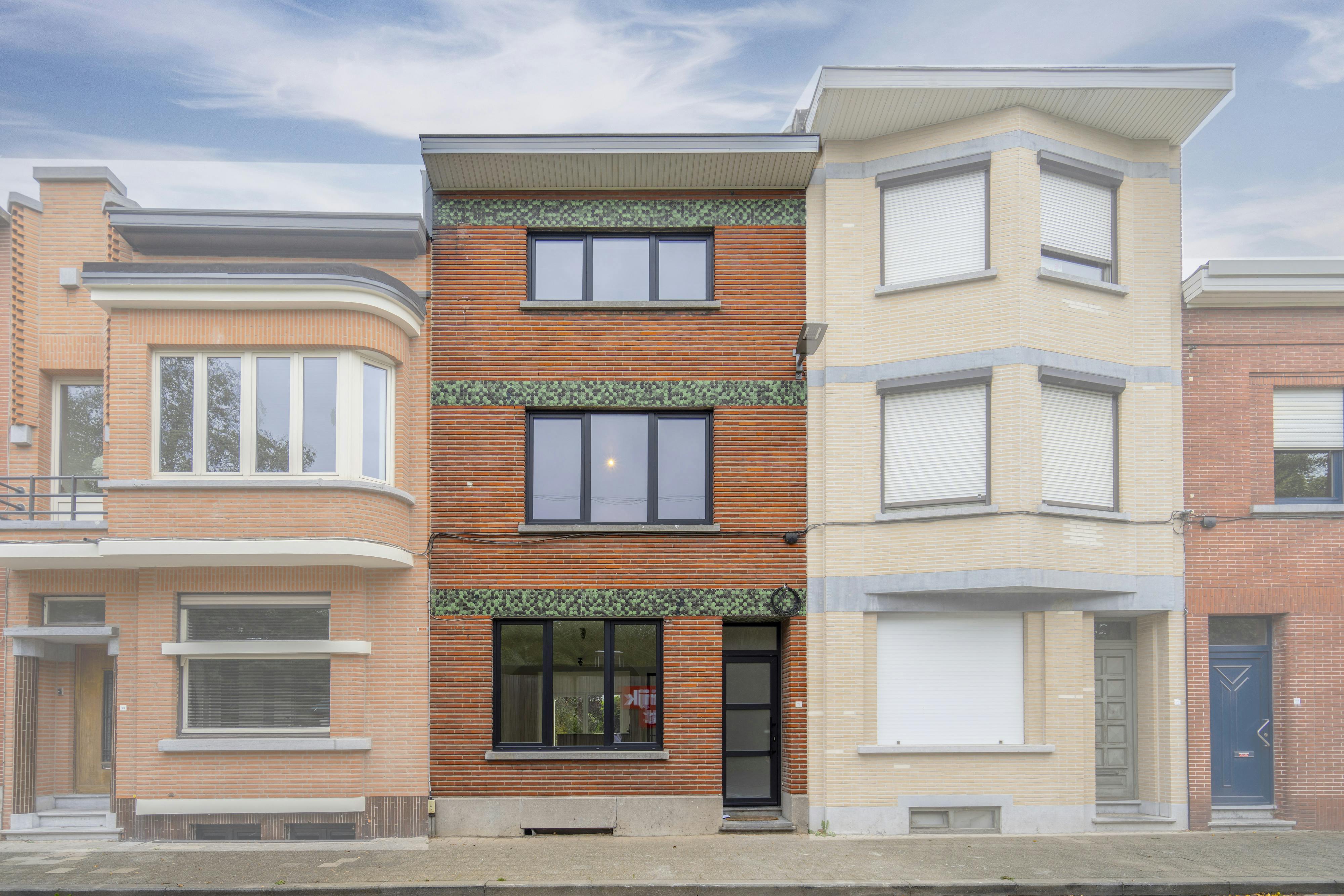 Prachtig vernieuwde ruime woning met EPC A te koop in centrum Kortrijk foto 18