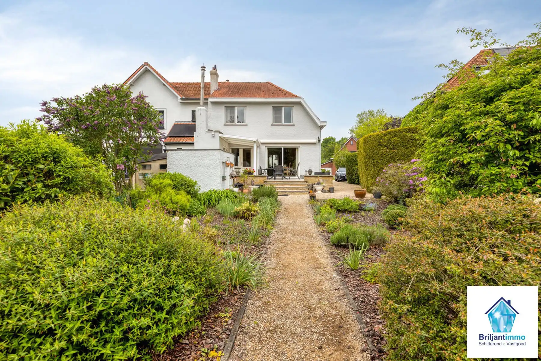 Charmante woning met karakter, ruimte en vele mogelijkheden foto {{pictureIndex}}