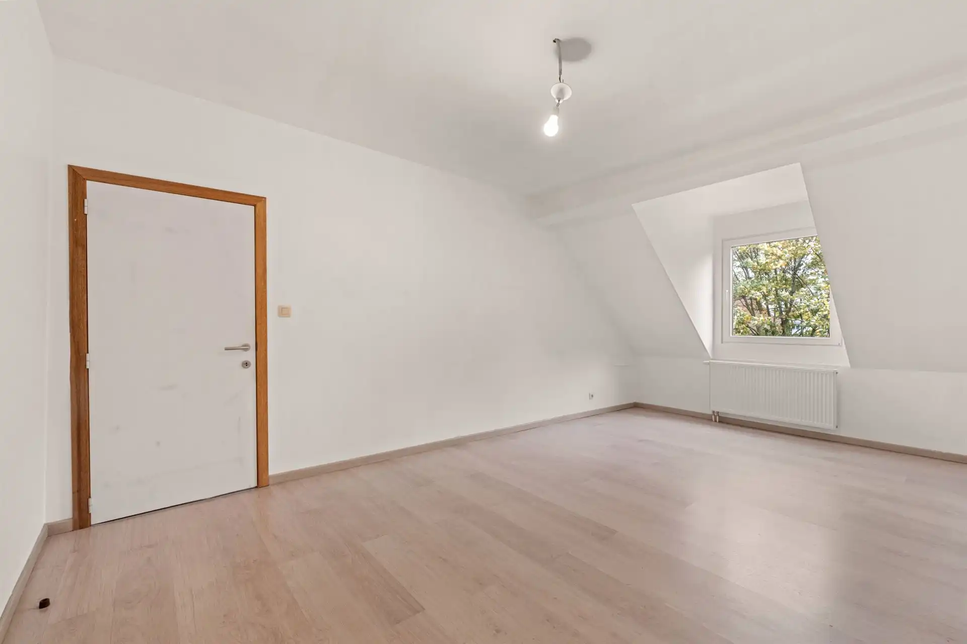 Ruim appartement met 3 slk van 164 m² met kelder foto 10