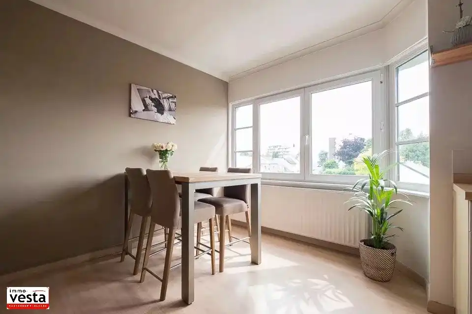 Eénslaapkamerappartement in centrum Sint-Truiden foto 2