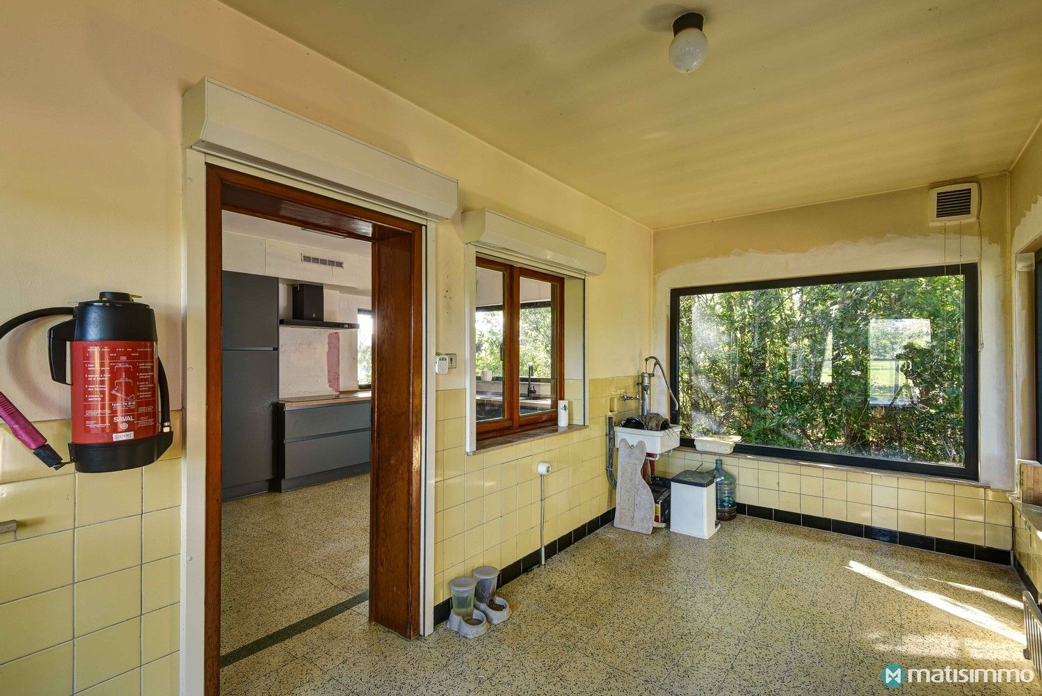 ZEER RUIME TE RENOVEREN GEZINSWONING MET 4 SLAAPKAMERS EN BIJGEBOUW VAN +- 100 M2 OP PERCEEL VAN 1HA 29A 93CA IN DIEPENBEEK foto 6