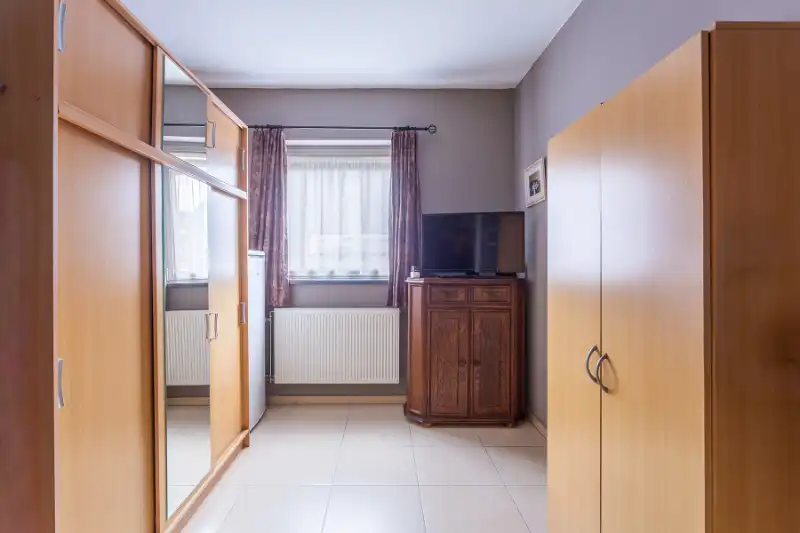 Gelijkvloers 2 slp. appartement in centrum Hoevenen foto 19