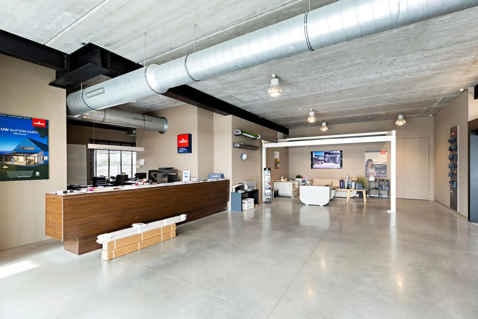 Polyvalent bedrijfsgebouw met woonst op strategische locatie te koop foto 6