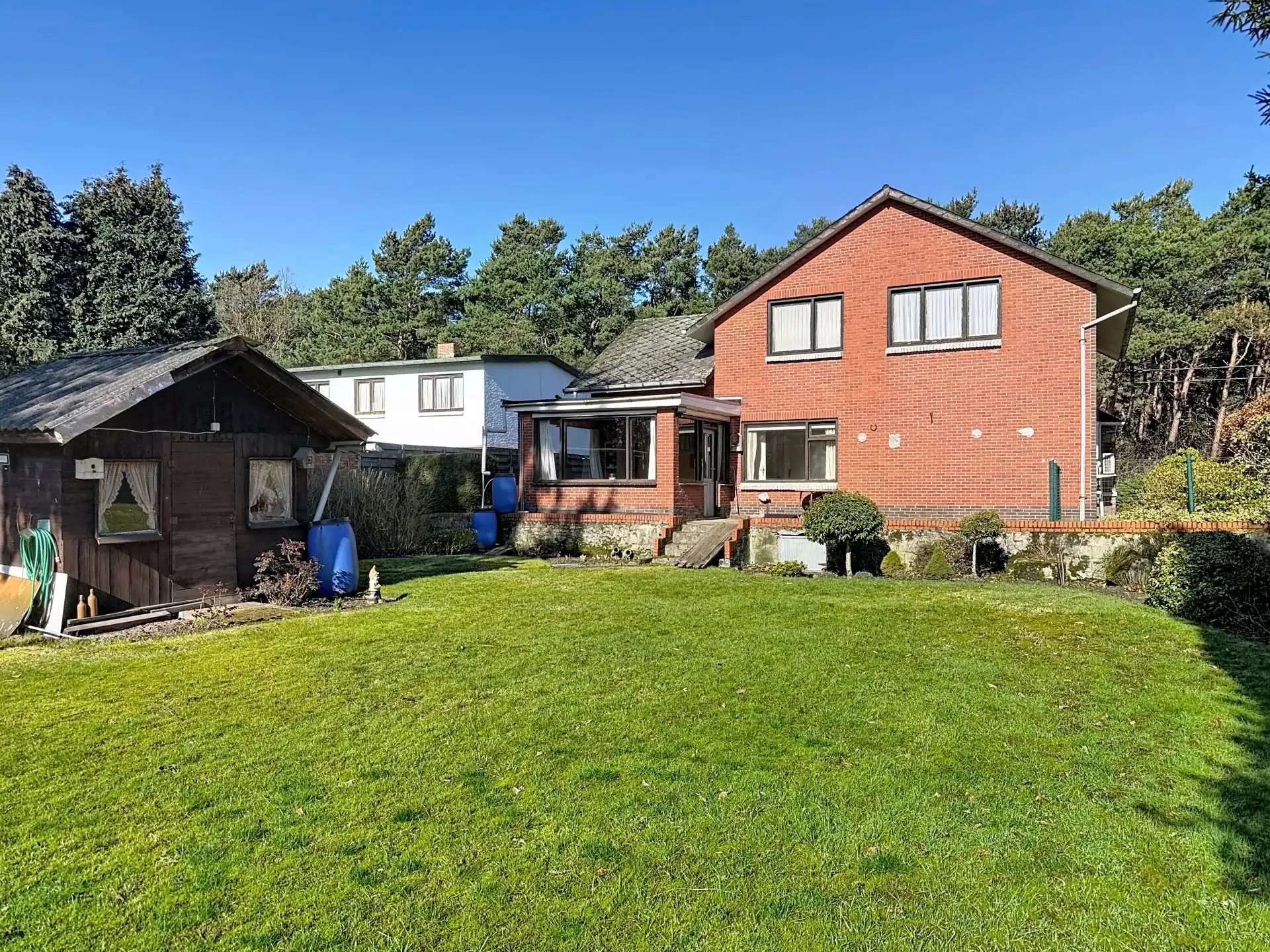 Te renoveren woning op een ruim perceel van 1350 m². foto 32