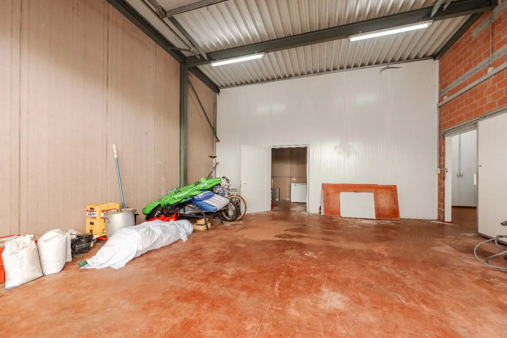 PRESTIGIEUZE VILLA MET LOODS VLAKBIJ CENTRUM PITTEM foto 22