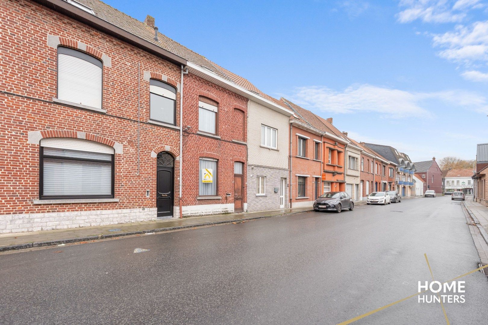 Charmante te renoveren rijwoning met 3 slaapkamers en diepe tuin op centrale ligging in Menen foto 35