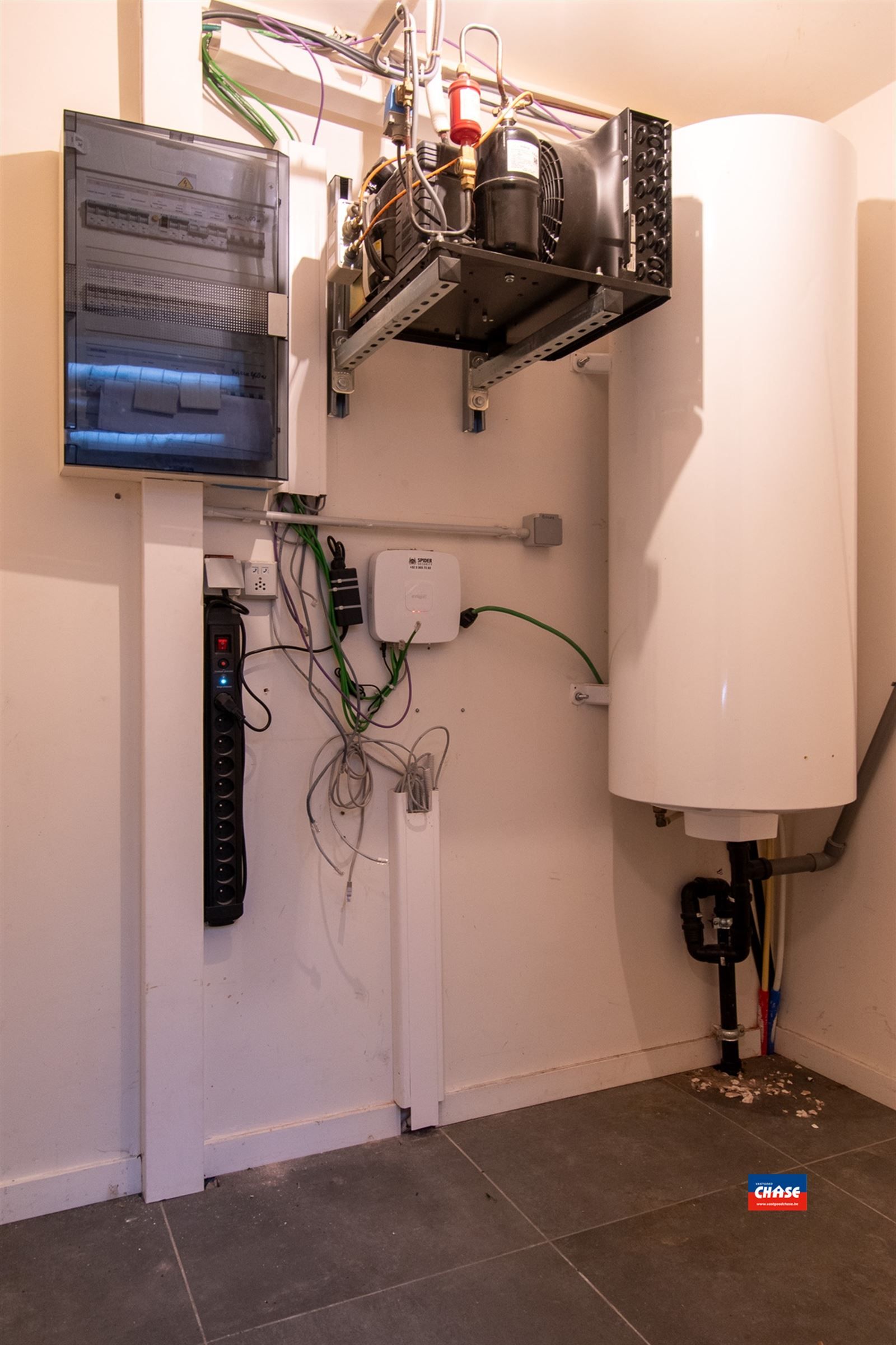 Handelspand op zeer gunstige ligging. foto 6