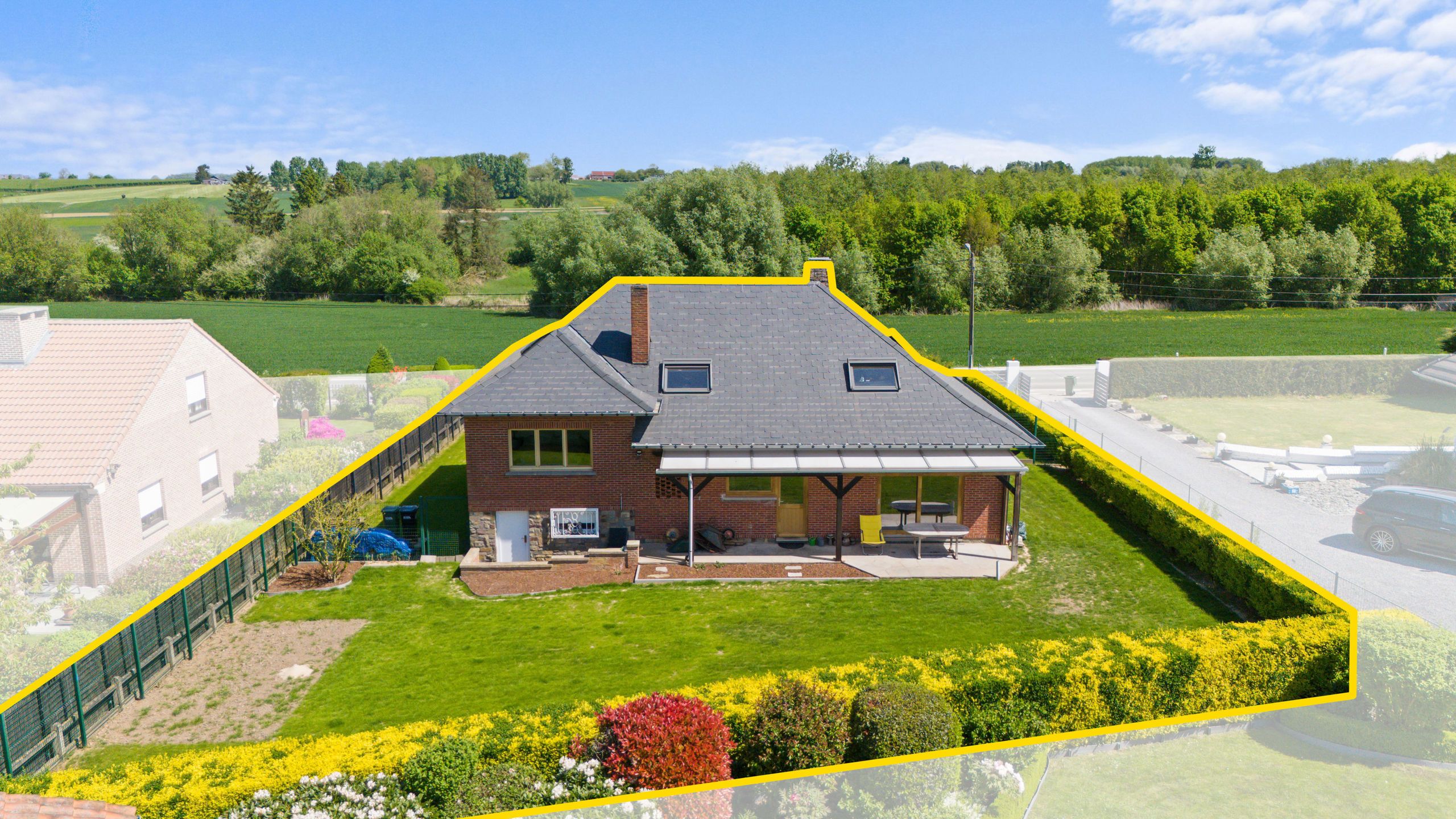 Prachtige gerenoveerde villa met 3 slpk en grote zolder foto 30