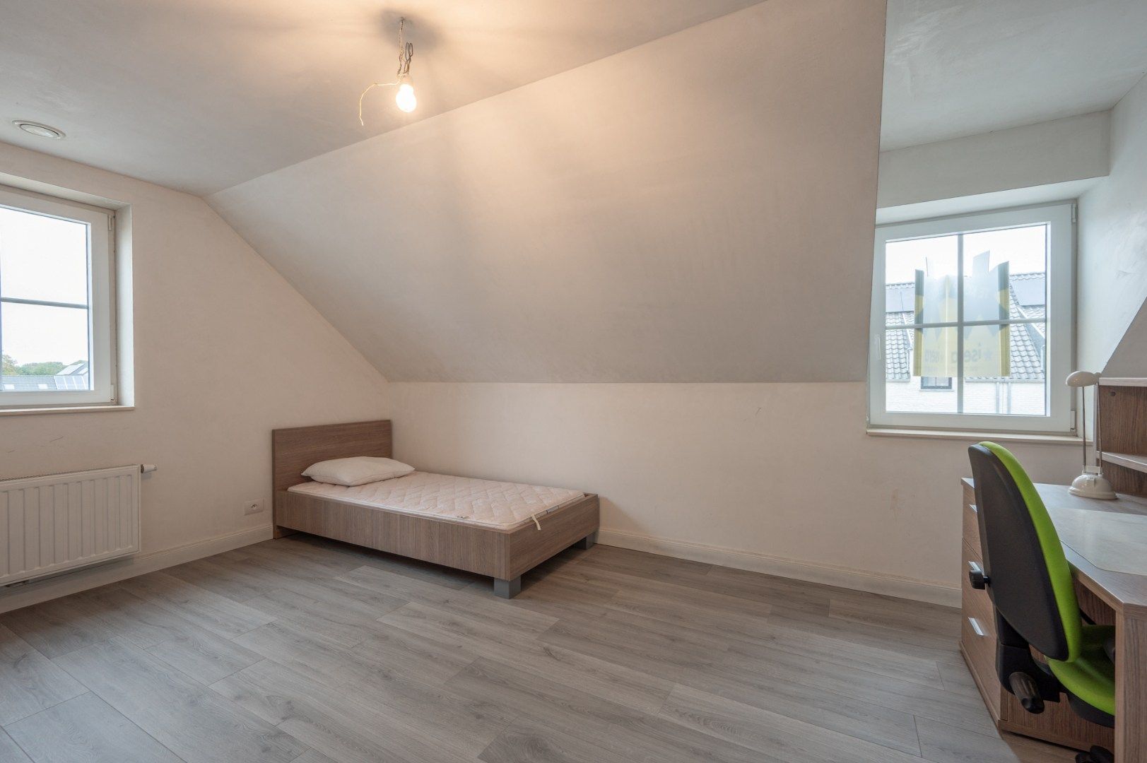 Recente en energiezuinige woning nabij het centrum van Jabbeke foto 10