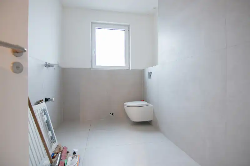 Voll gerenoveerde woning met 5 slpk 3 badk foto 25