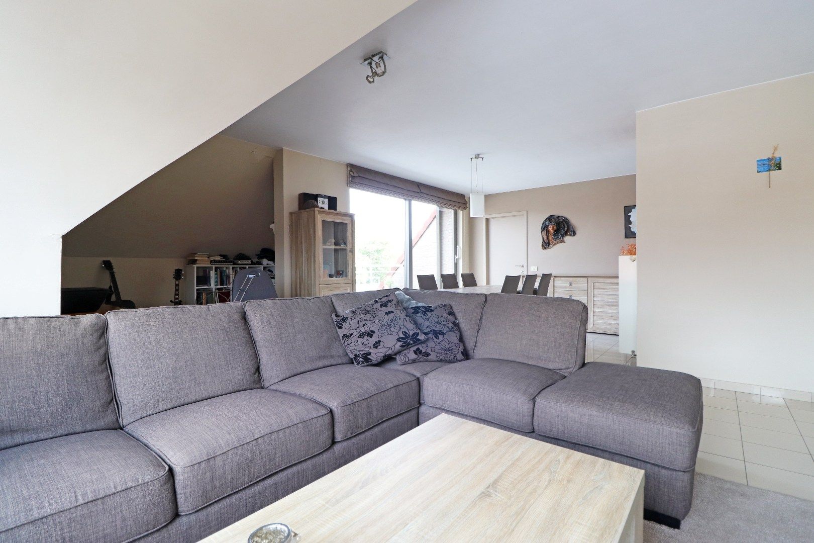 Centraal gelegen appartement met mooi zicht foto 2