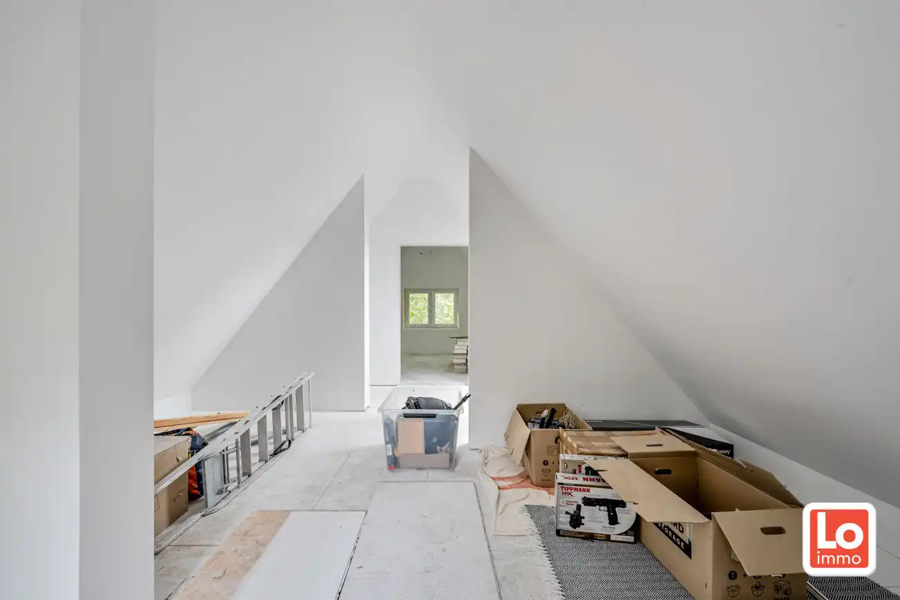 VERKOCHT! Charmante instapklare alleenstaande villa met afzonderlijke garage en grote ‘volwassen groene’ tuin vlakbij alle hoofdwegen in Oostakker. foto 18