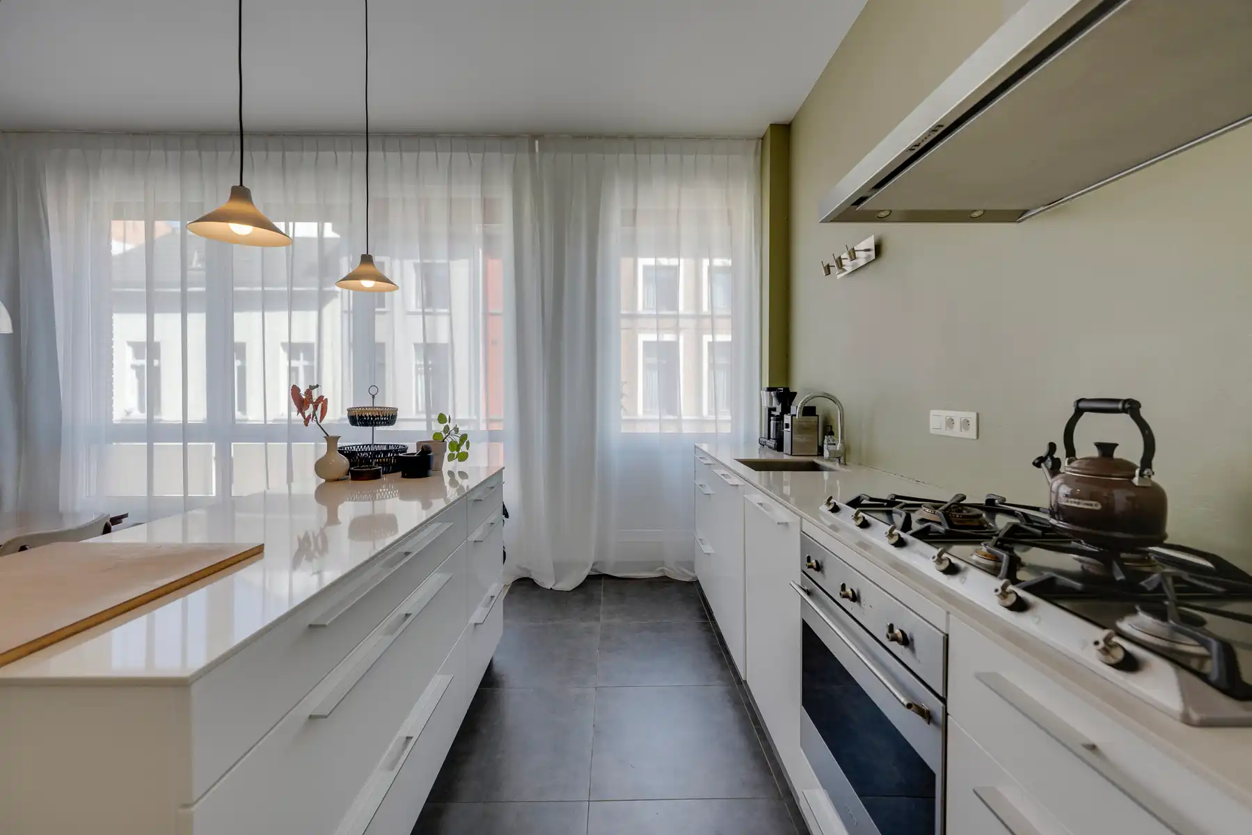 Lichtrijk en top gerenoveerd appartement nabij het Groen Kwartier foto 8