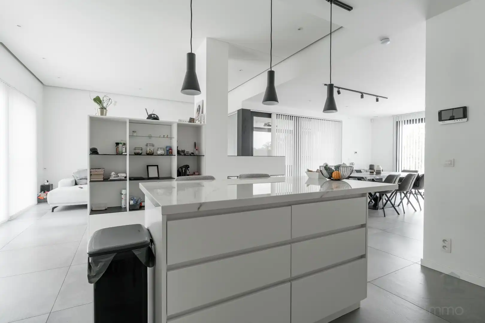 Recente, luxueus afgewerkte energiezuinige woning in Kuringen foto 6