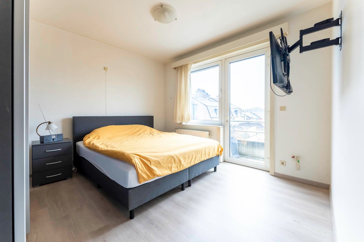 Mooi appartement te koop van 96 m² met 2 slaapkamers in het centrum van Neerpelt. foto 17