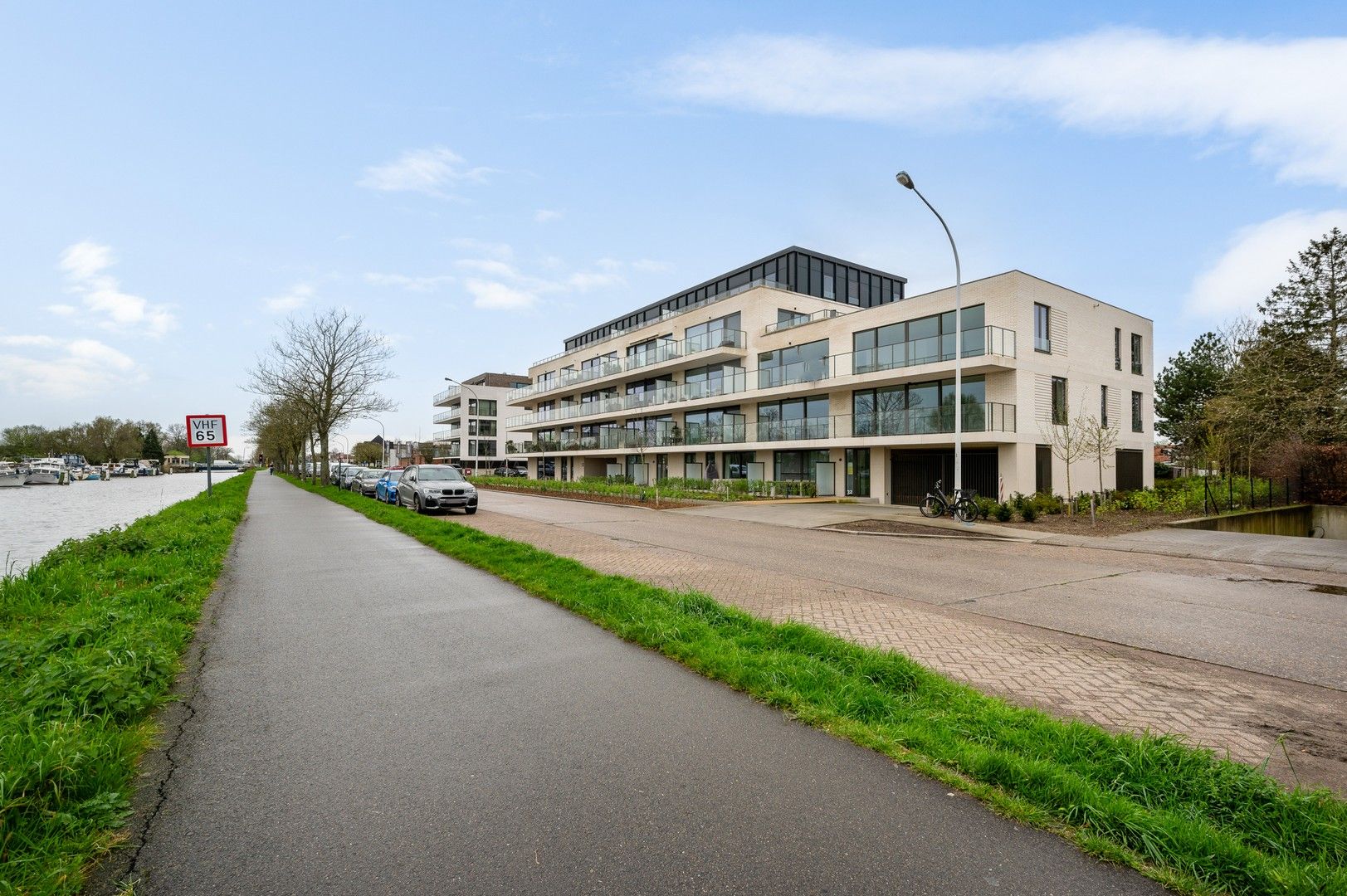 ()=>{if(producerUpdateValueVersion(node),producerAccessed(node),node.value===ERRORED)throw node.error;return node.value} Zaatstraat 30 Bus 2 GLV - 2900 Schoten