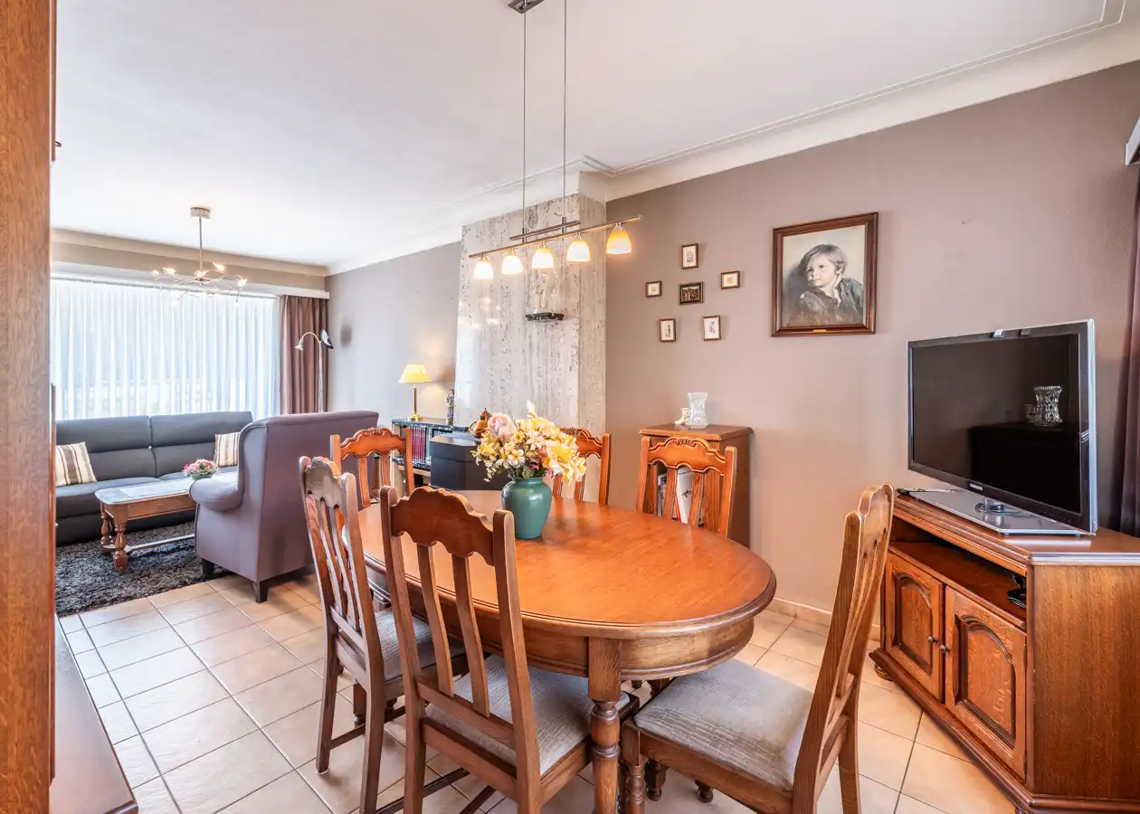 Verzorgde woning, open zicht, zonnige tuin en 3 slaapkamers foto 5