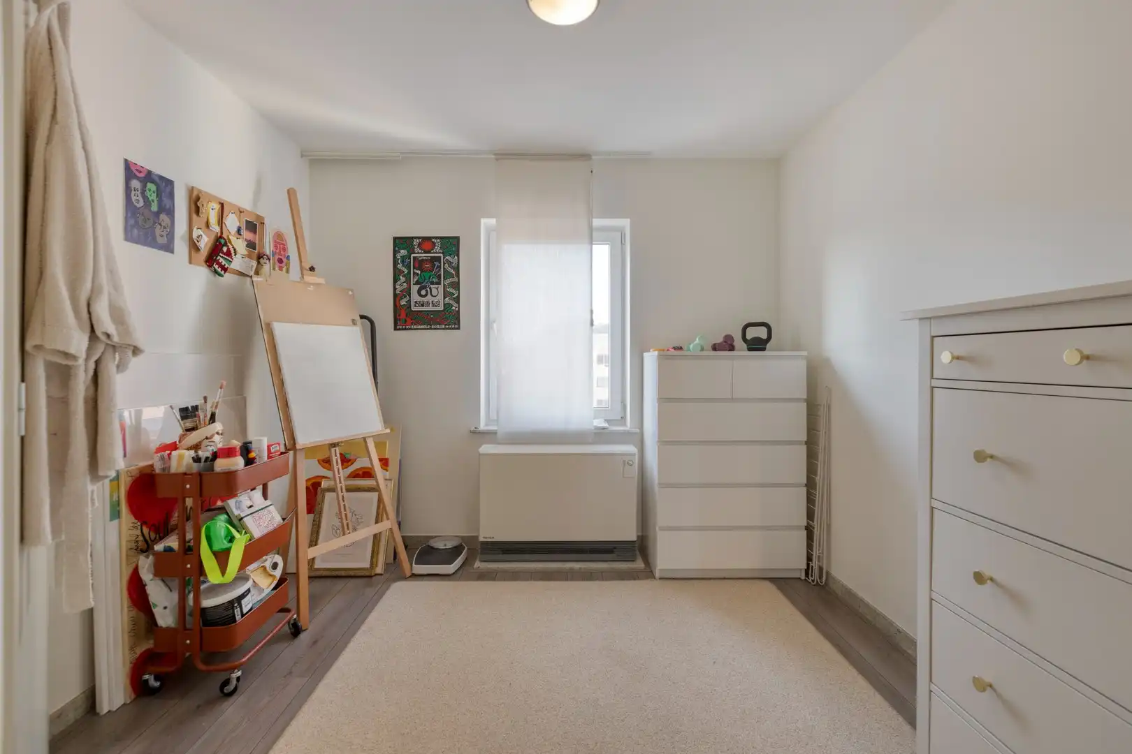 Karaktervol en instapklaar appartement met 2 slaapkamers, terras én garage in het centrum van Zutendaal. foto 25