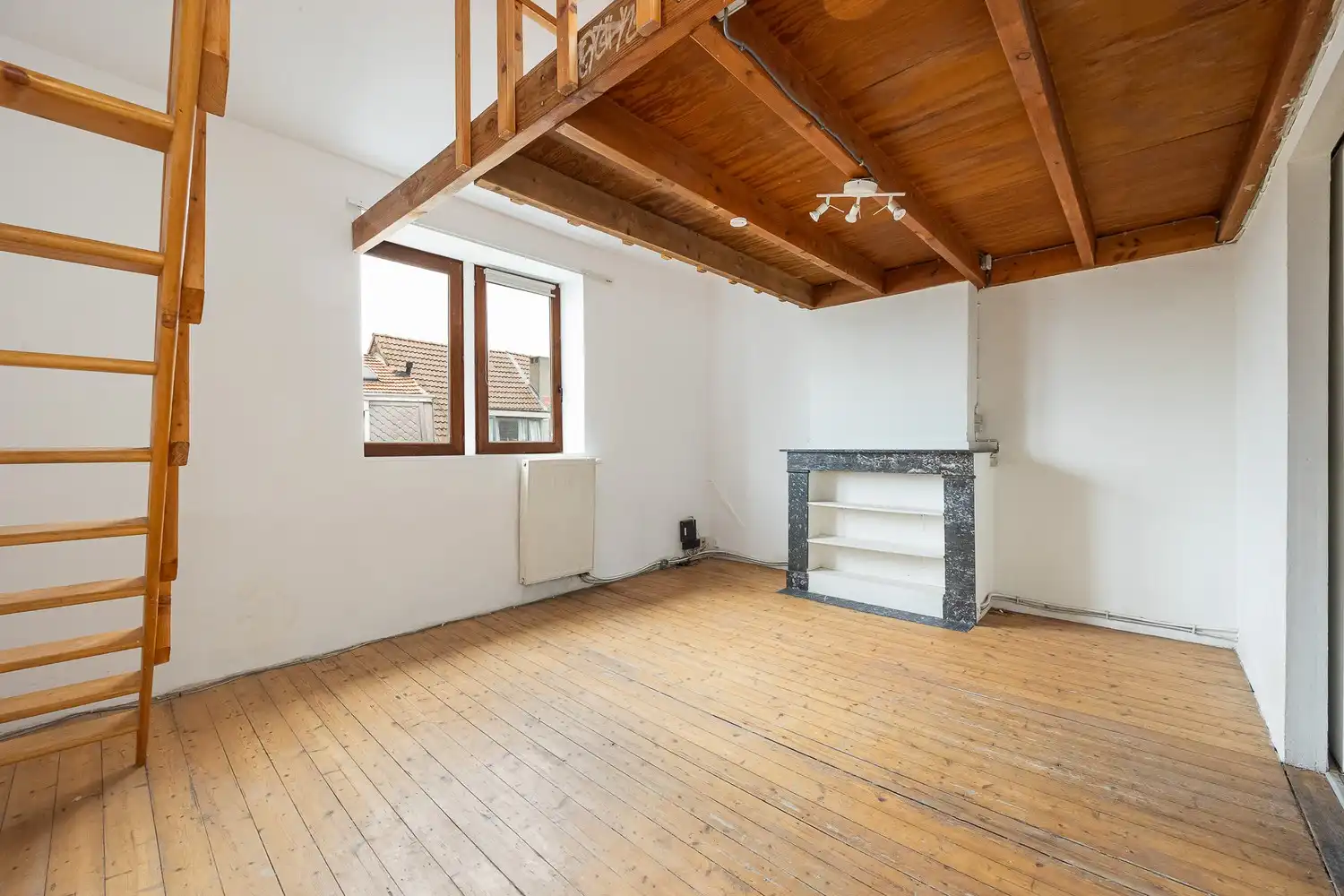 Karaktervolle woning met gezellige tuin foto 19