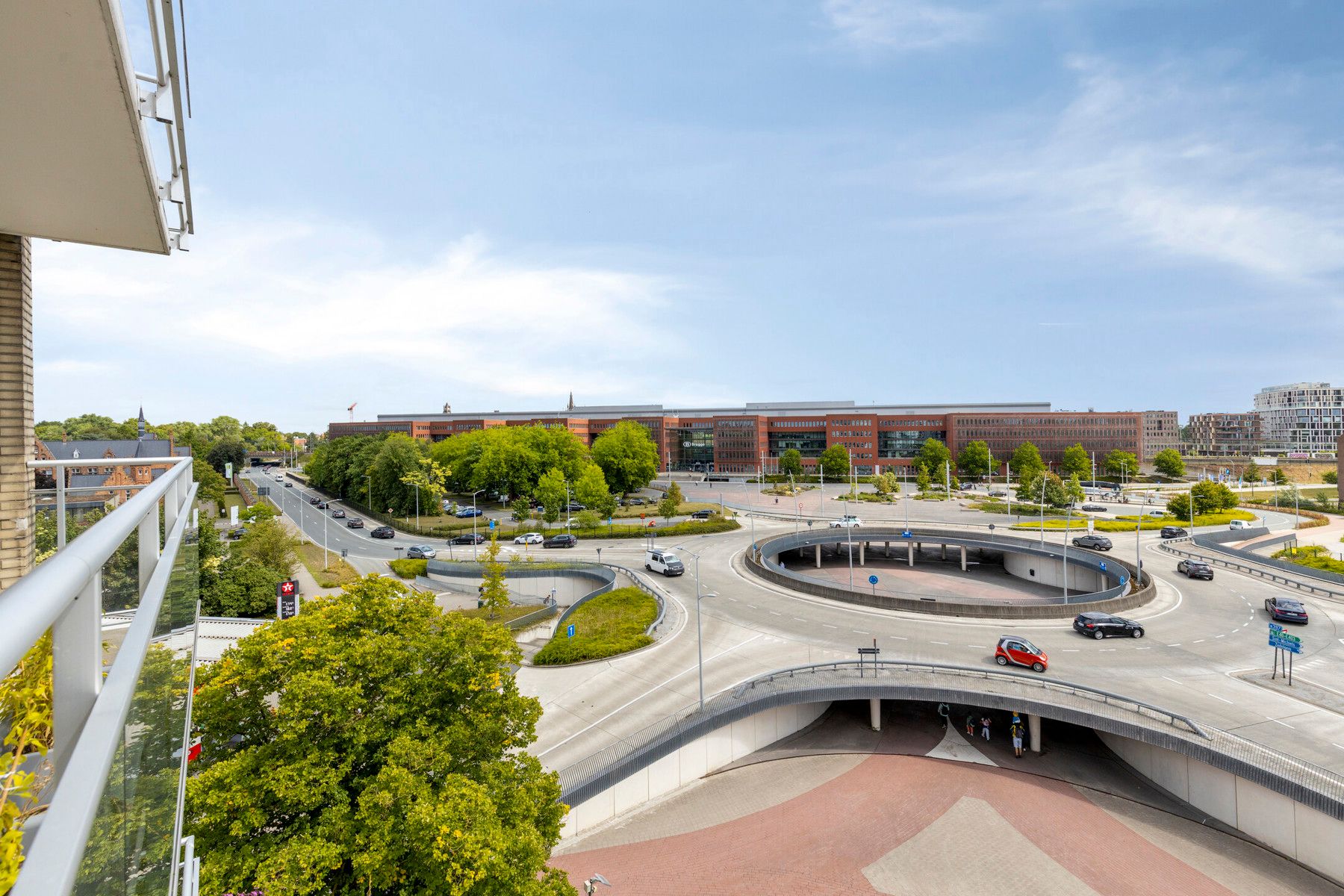 Centraal gelegen gerenoveerd appartement | Station Brugge foto 31