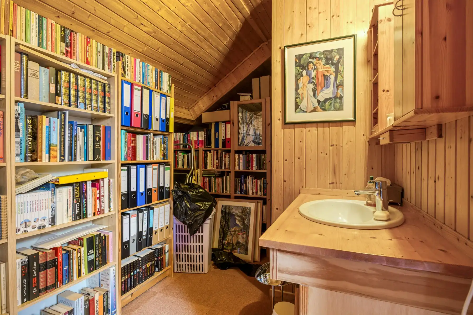 Cosy gezinswoning met 4 slaapkamers, garage en tuin - NATO op 10 min. foto 29