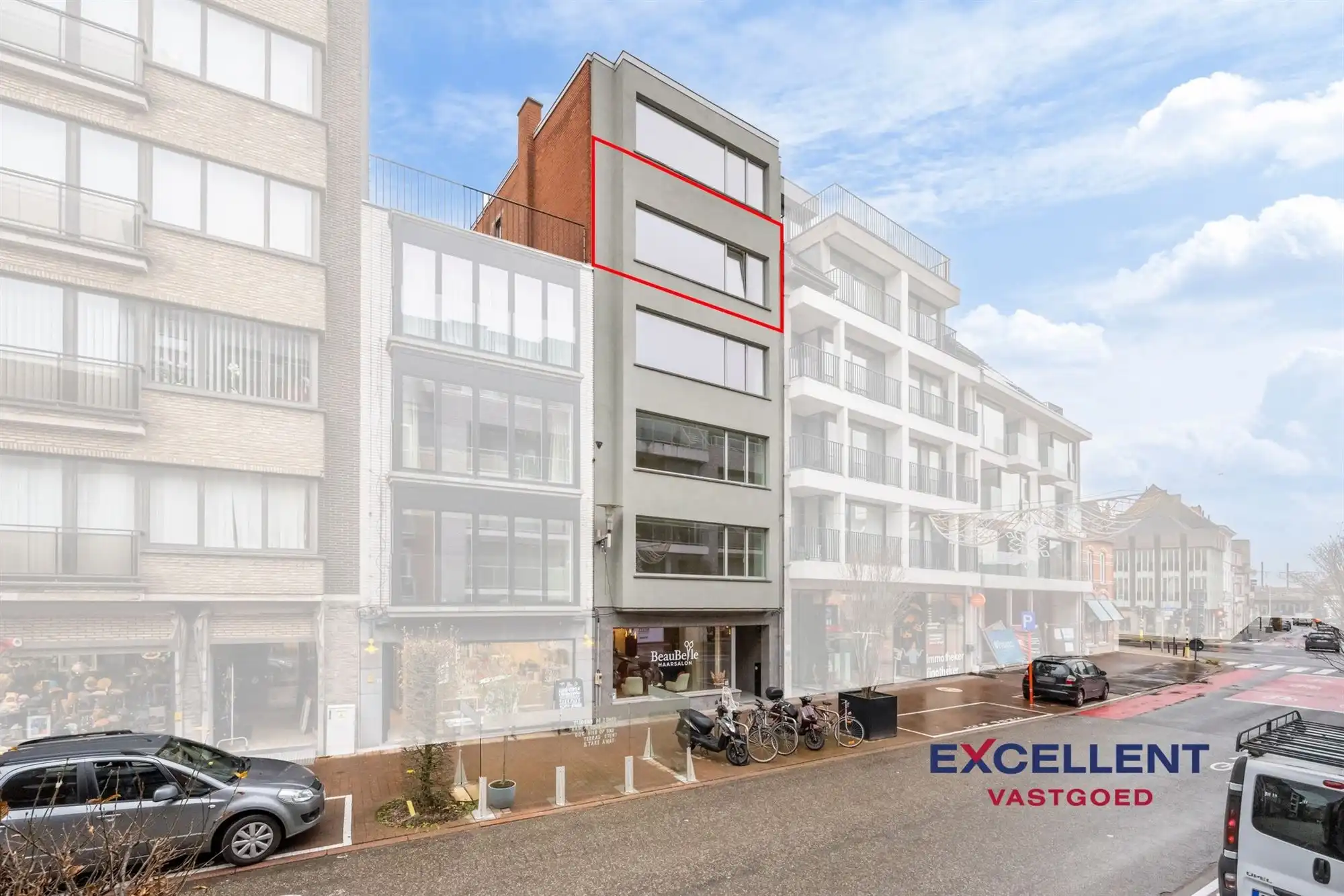 Volledig gerenoveerd 2-slaapkamer appartement centrum Deinze te huur foto 11