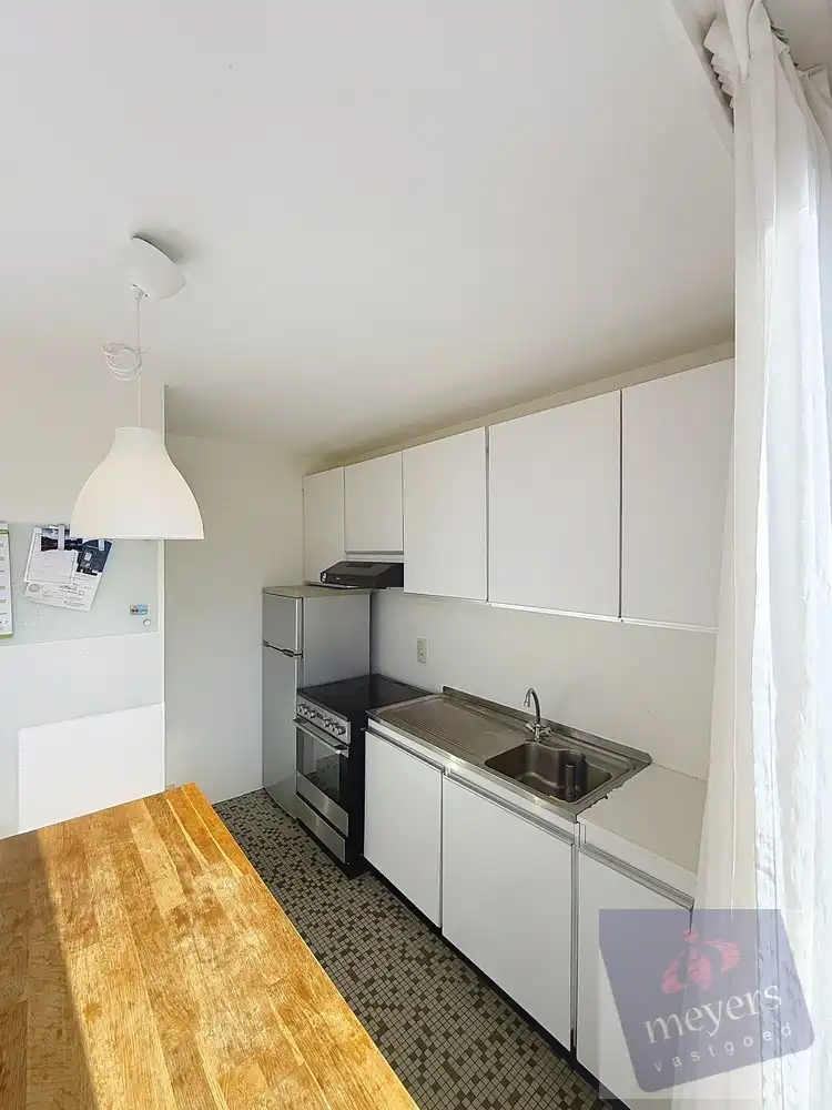 Lichtrijk appartement met ruim zonneterras in het hart van Hasselt foto 20