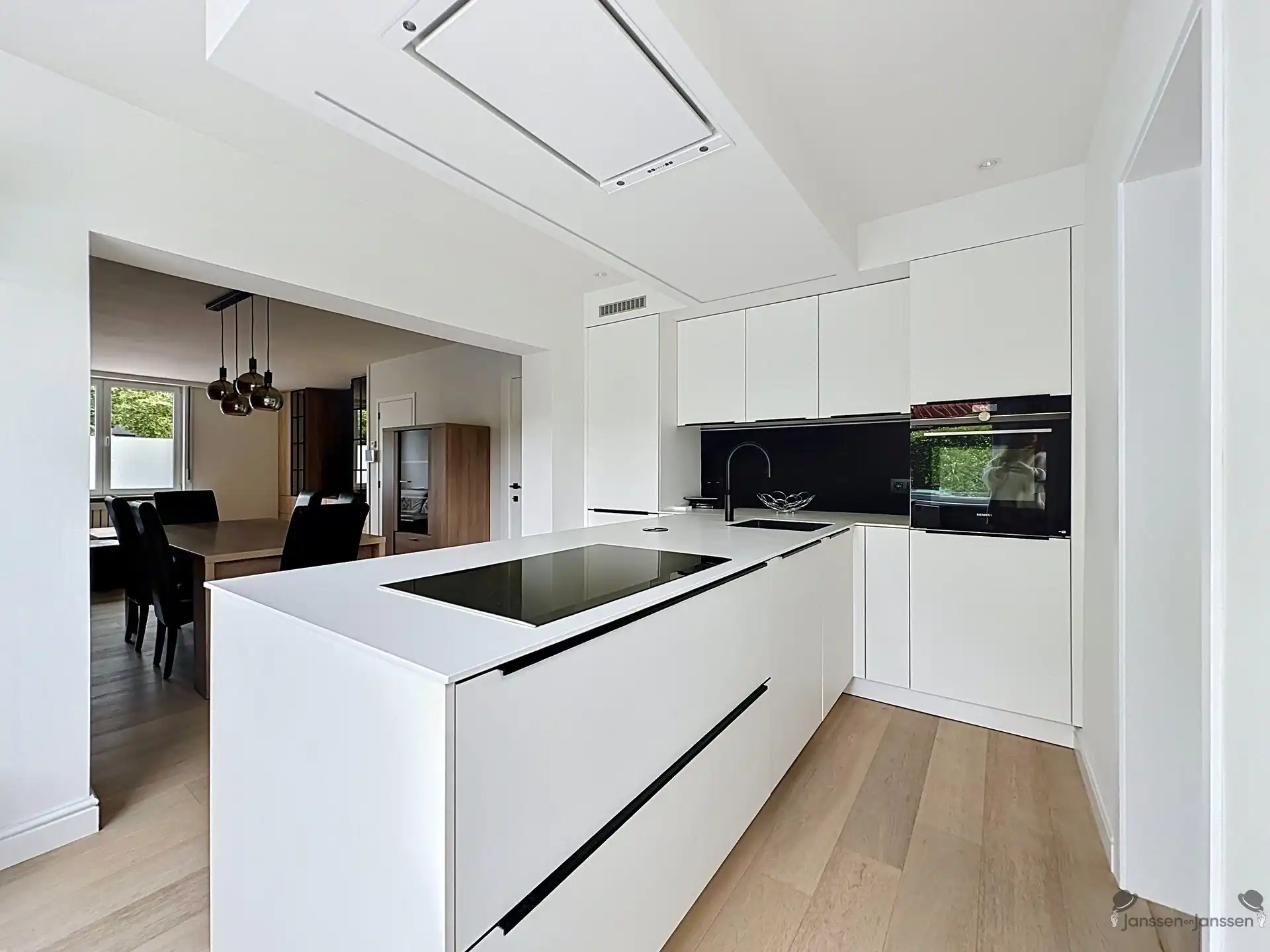 Woning met 2 slk en tuin foto 2