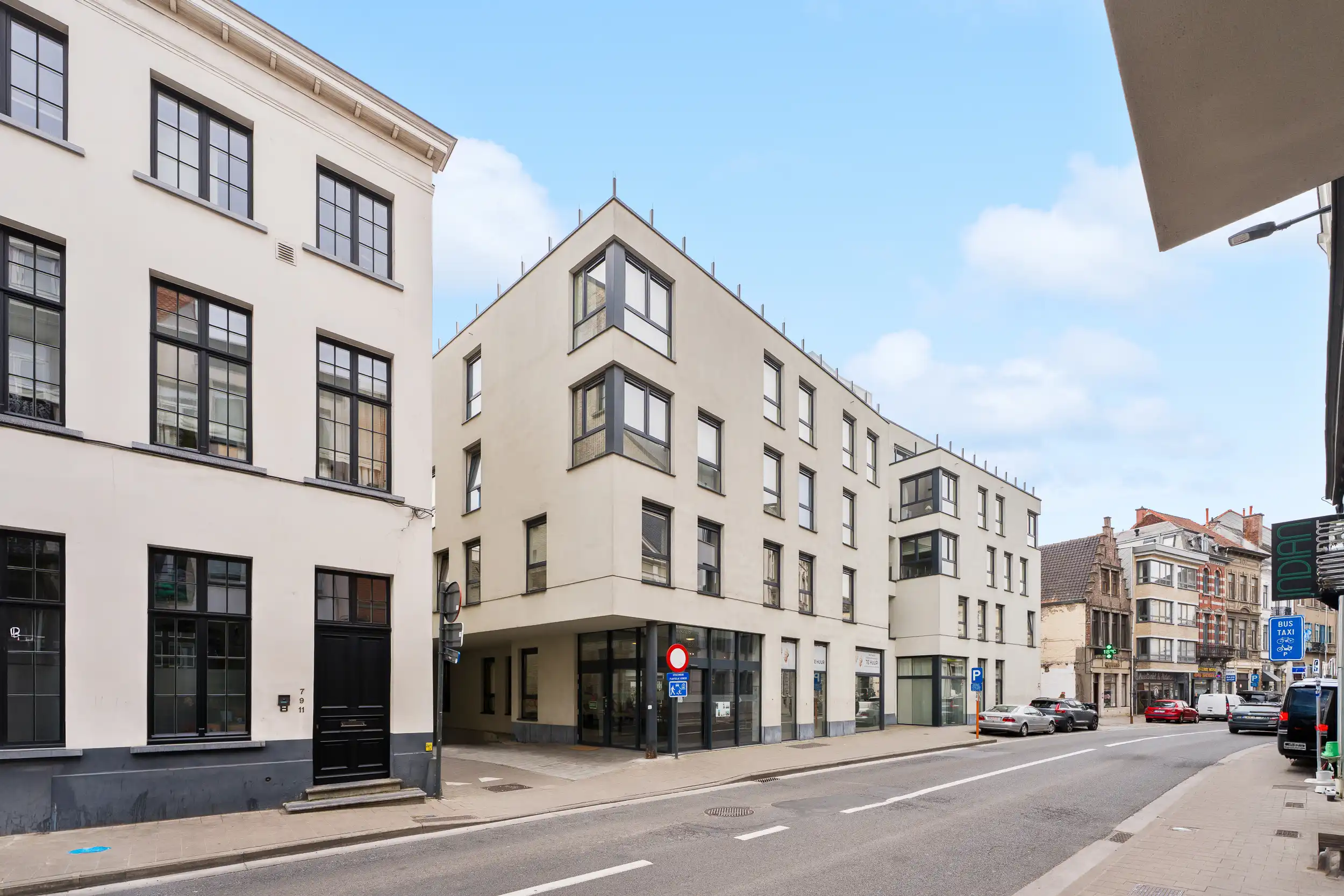 Uniek Assistentie-appartement op Toplocatie in Hartje Gent foto {{pictureIndex}}