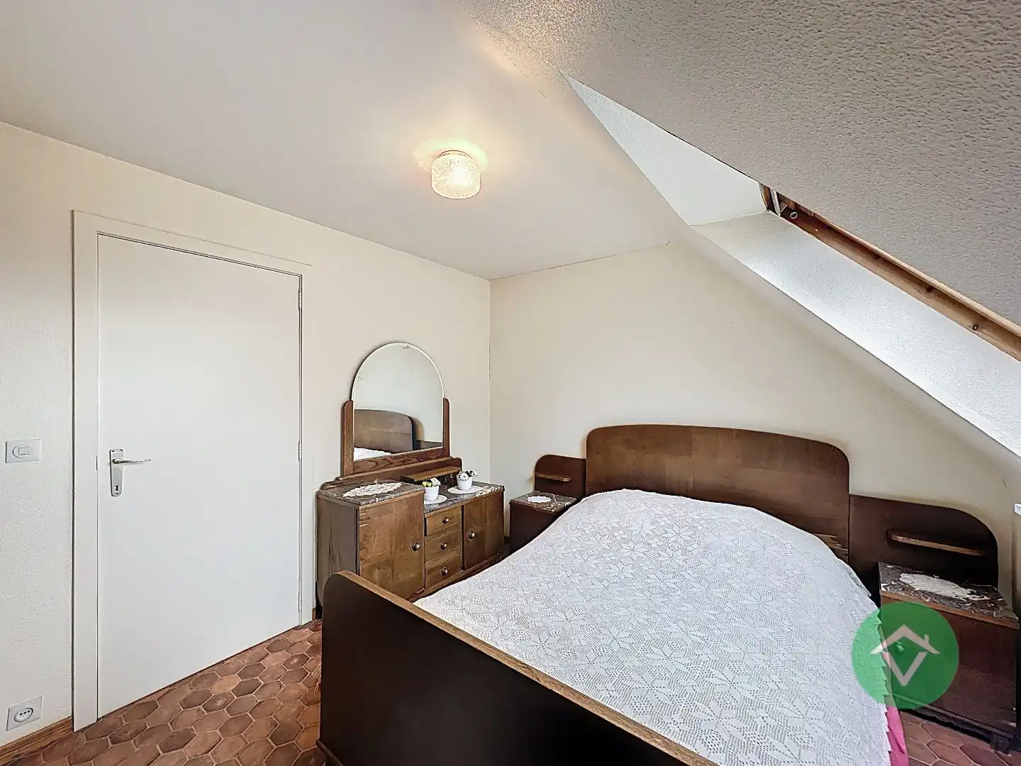 Woning met garage in centrum van Koekelare foto 15