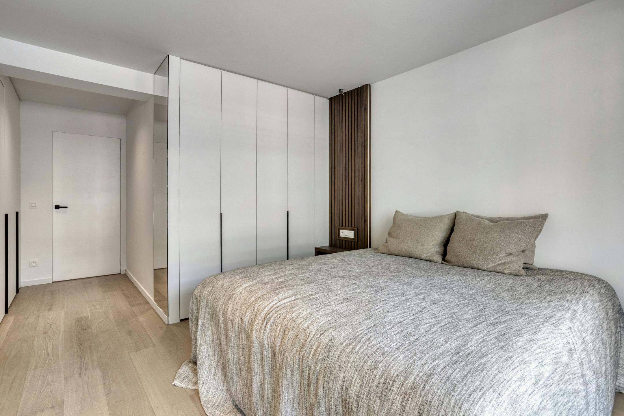 Perfect afgewerkt nieuwbouw appartement in Residentie Caline foto 9