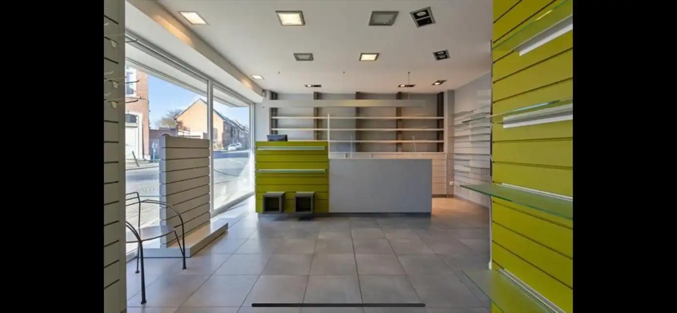 Handelspand met studio op toplocatie aan de Vierschaar foto 3