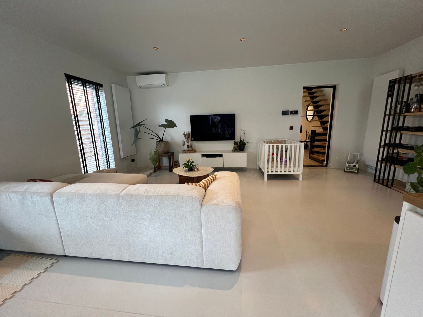 Instapklare HOB met 2slpk + bureau, tuin en garage foto 6