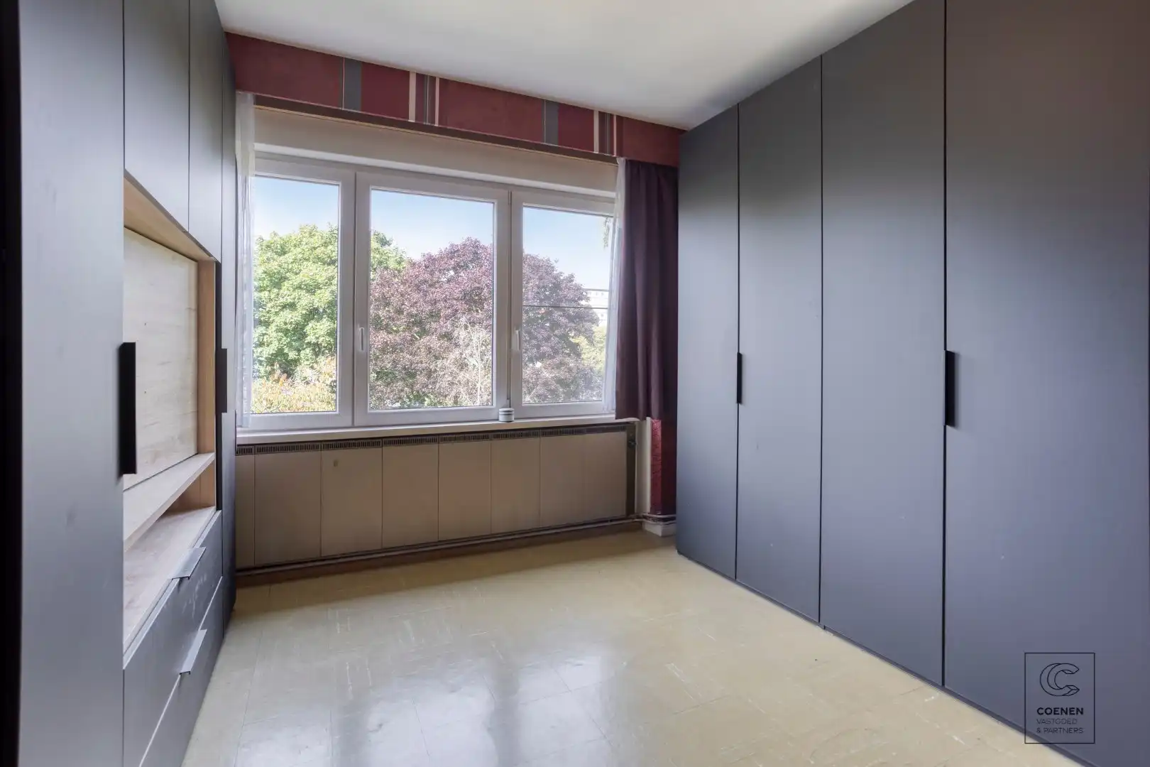 Bel-étagewoning van 163 m² met 3 slaapkamers, tuin en groen zicht te Linkeroever! foto 15