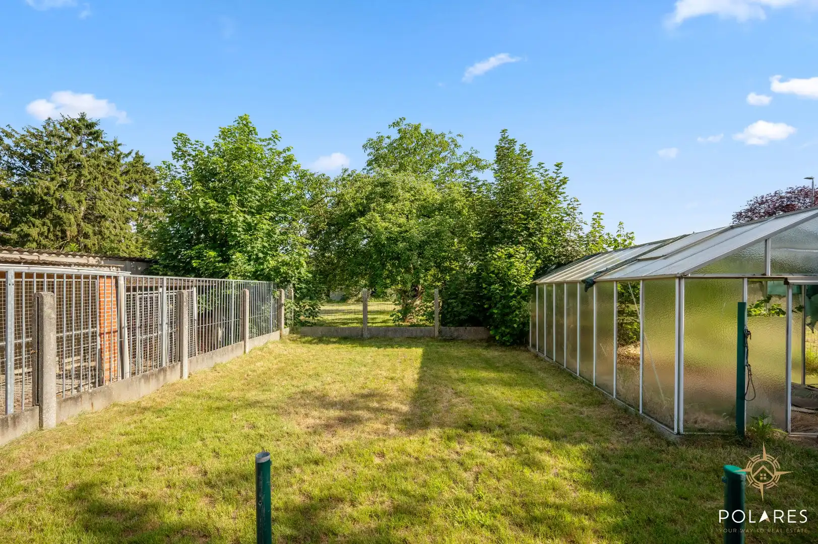 Woning op ruim perceel in doodlopende straat foto 22