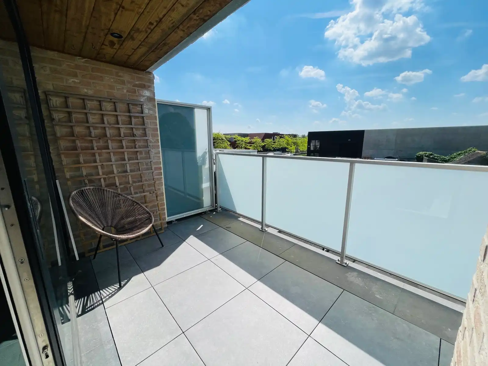 Appartement te huur foto 9