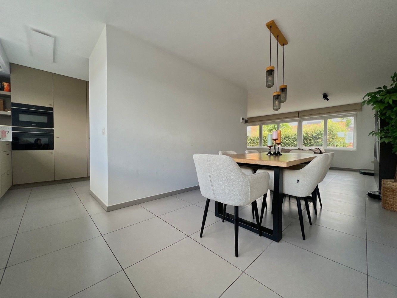 Instapklare en lichtrijke woning (4 slpks) + tuin! foto 7