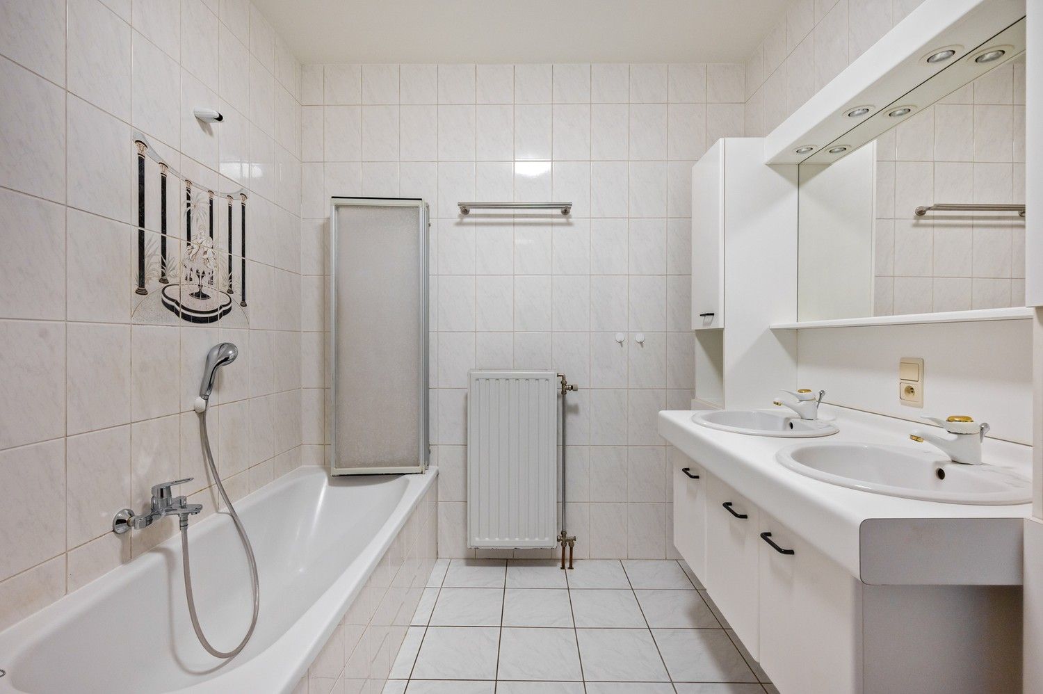 Ruim gelijkvloers appartement met tuin op toplocatie nabij centrum Vremde. foto 10