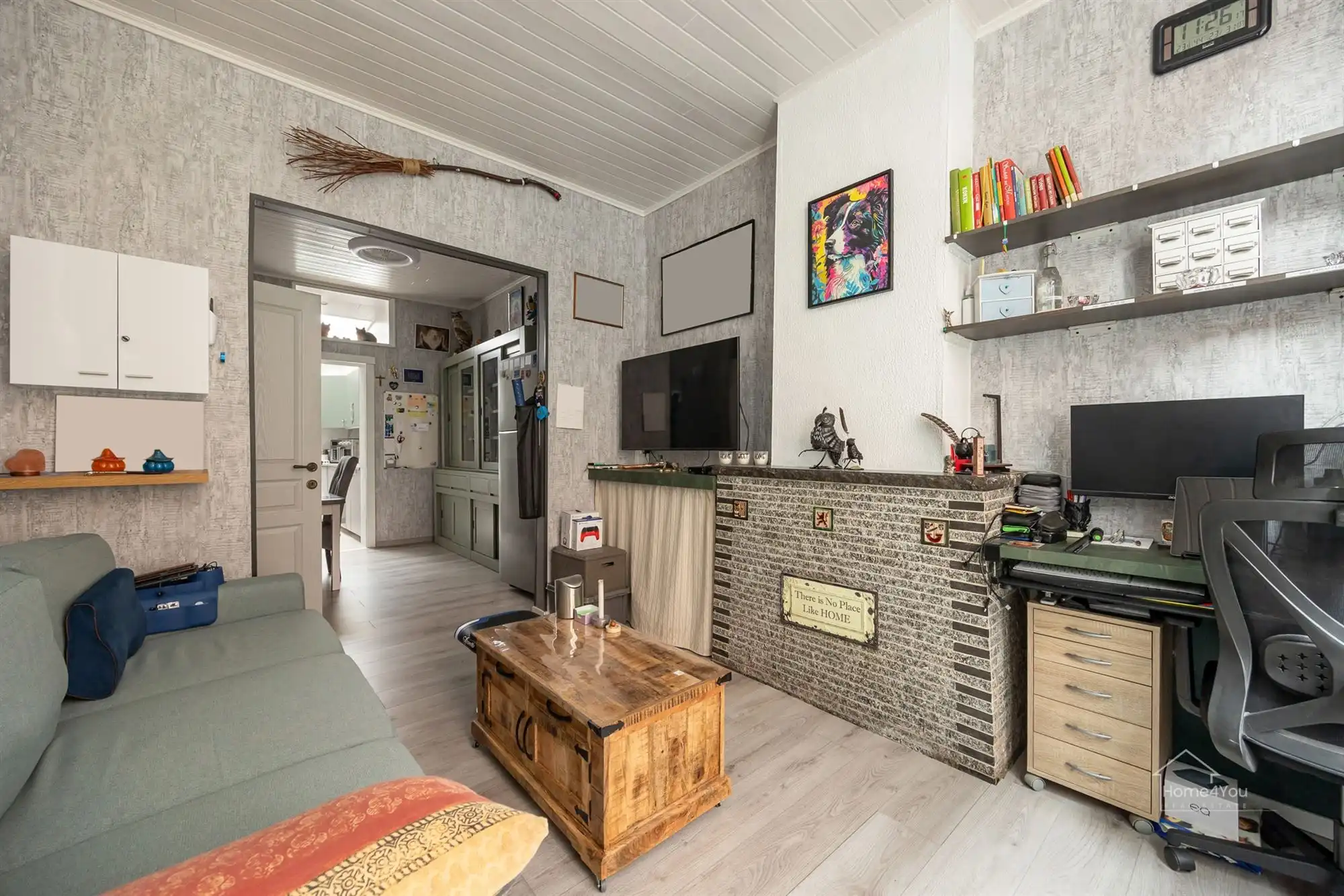 Gerenoveerde woning te koop in Merksem! foto 7