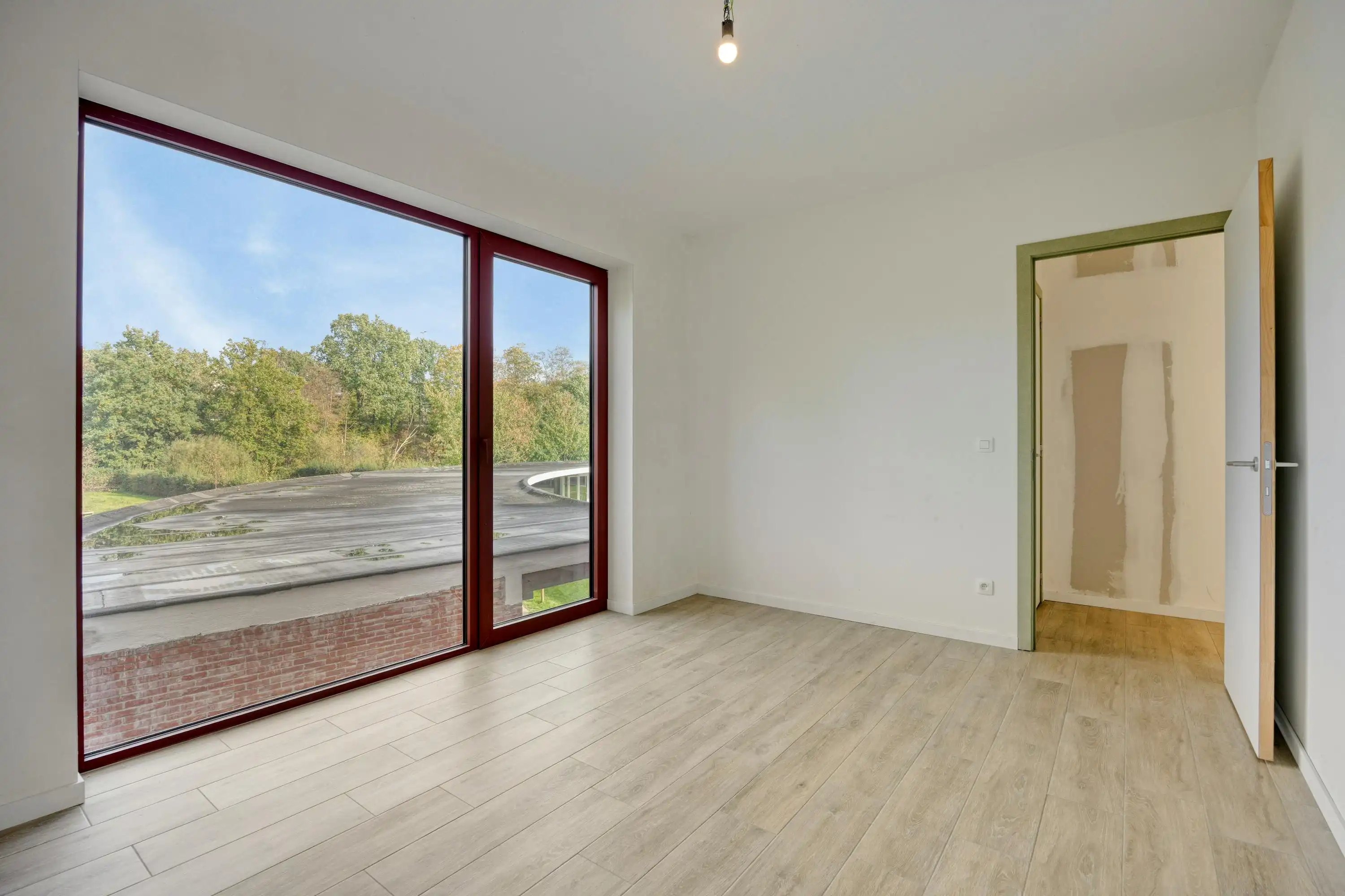 Unieke woning met 3 slaapkamers en twee badkamers foto 7