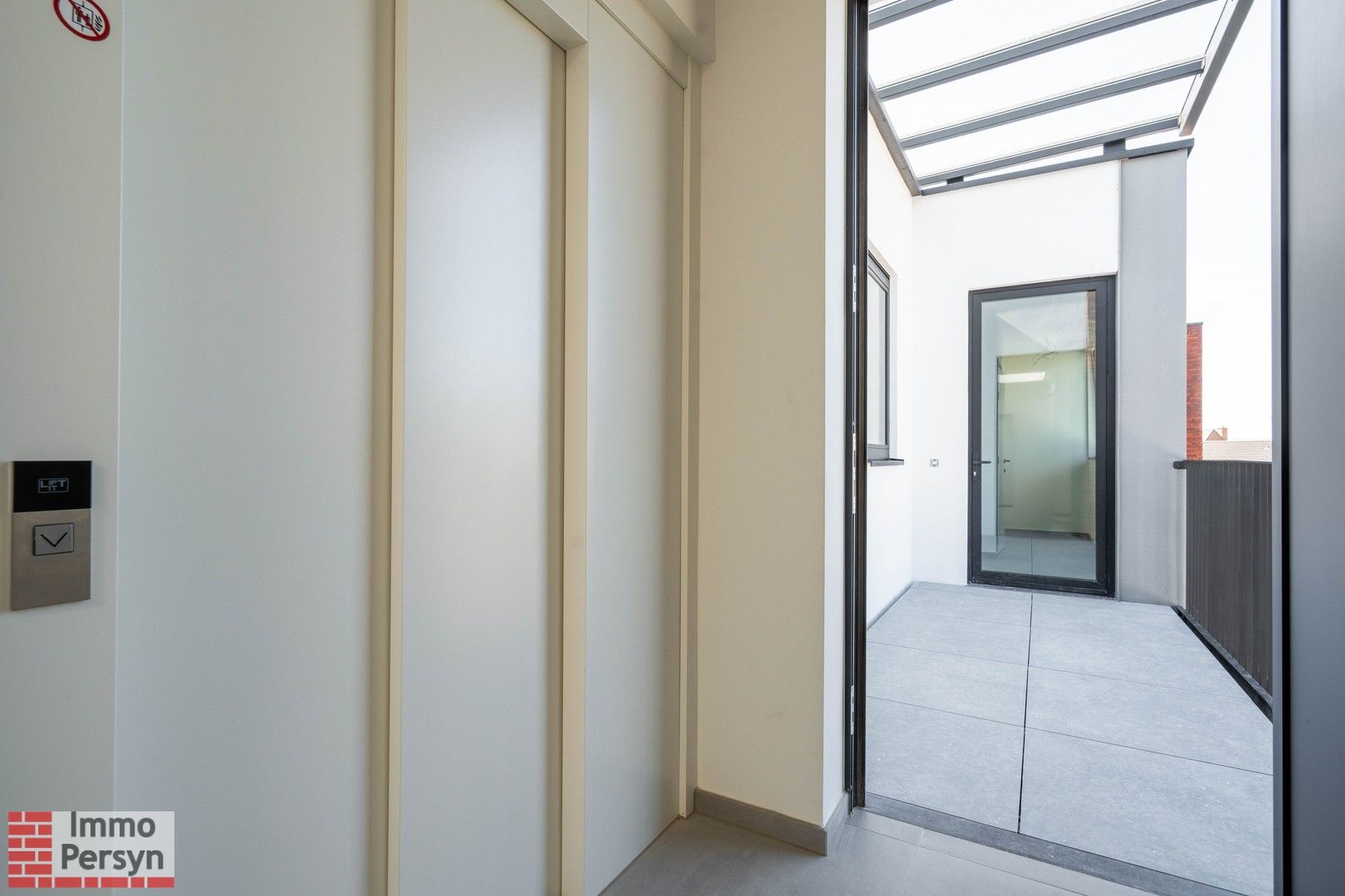 Penthouse met 2 slkp en uniek uitzicht foto 4