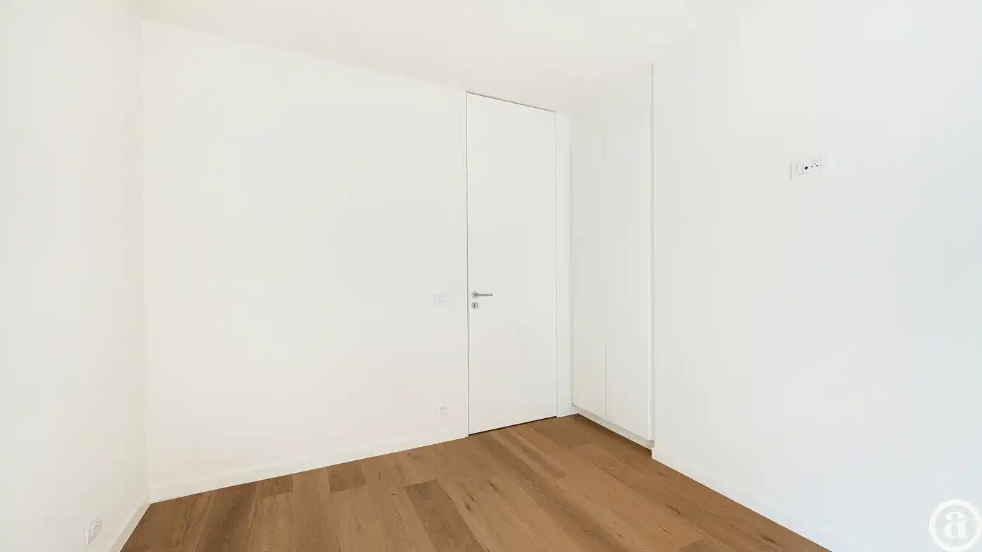 Nieuwbouw appartement met grote terrassen. foto 12