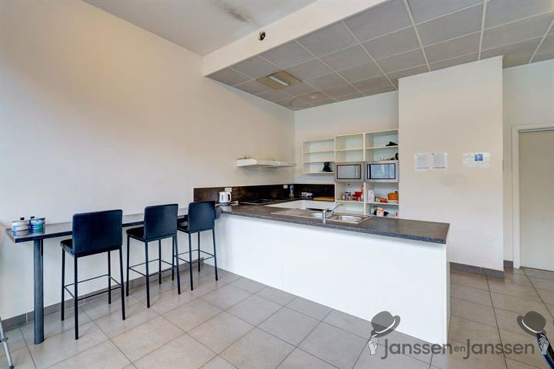 Studentenflat op topligging foto 7