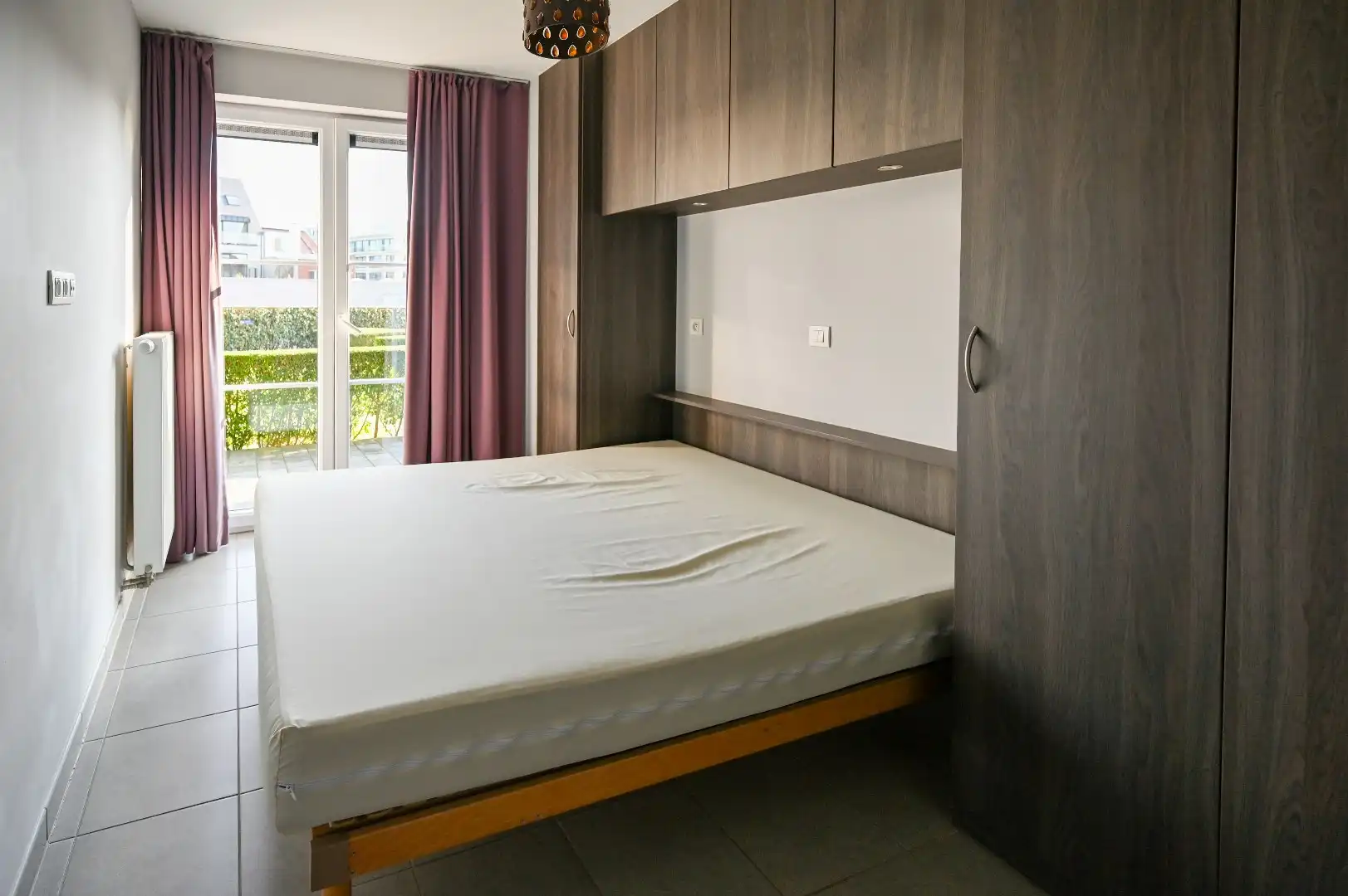 Instapklaar éénslaapkamerappartement vlak bij zee foto 12