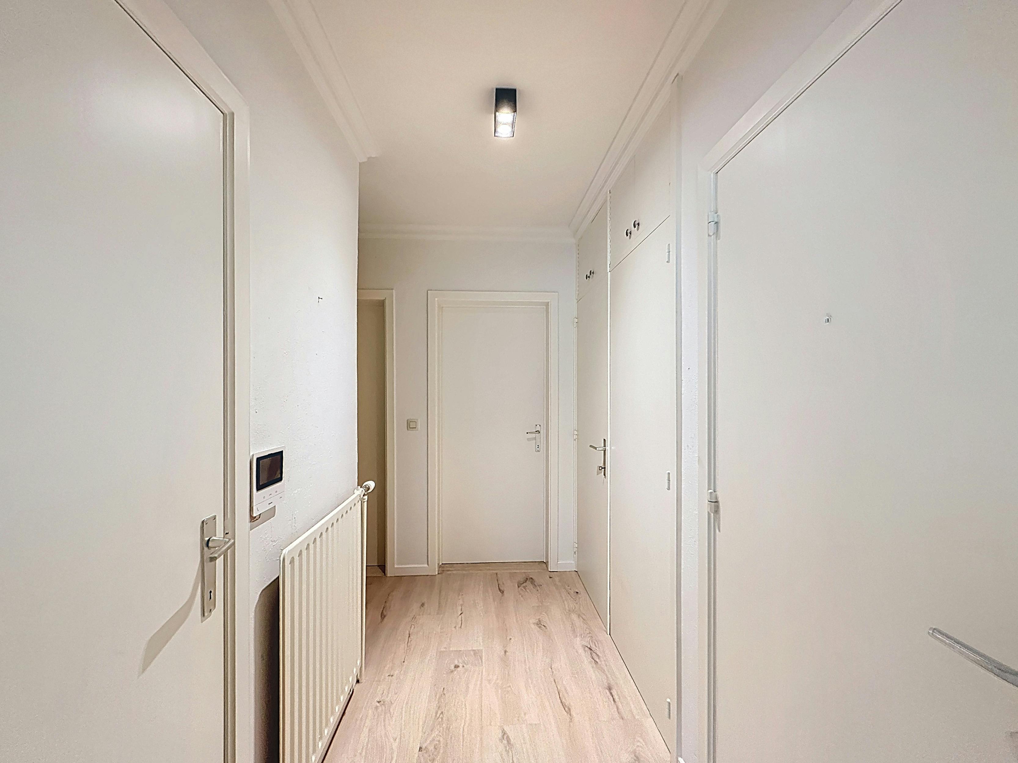 Gerenoveerd Appartement te koop in Brugge met 2 slaapkamers foto 6