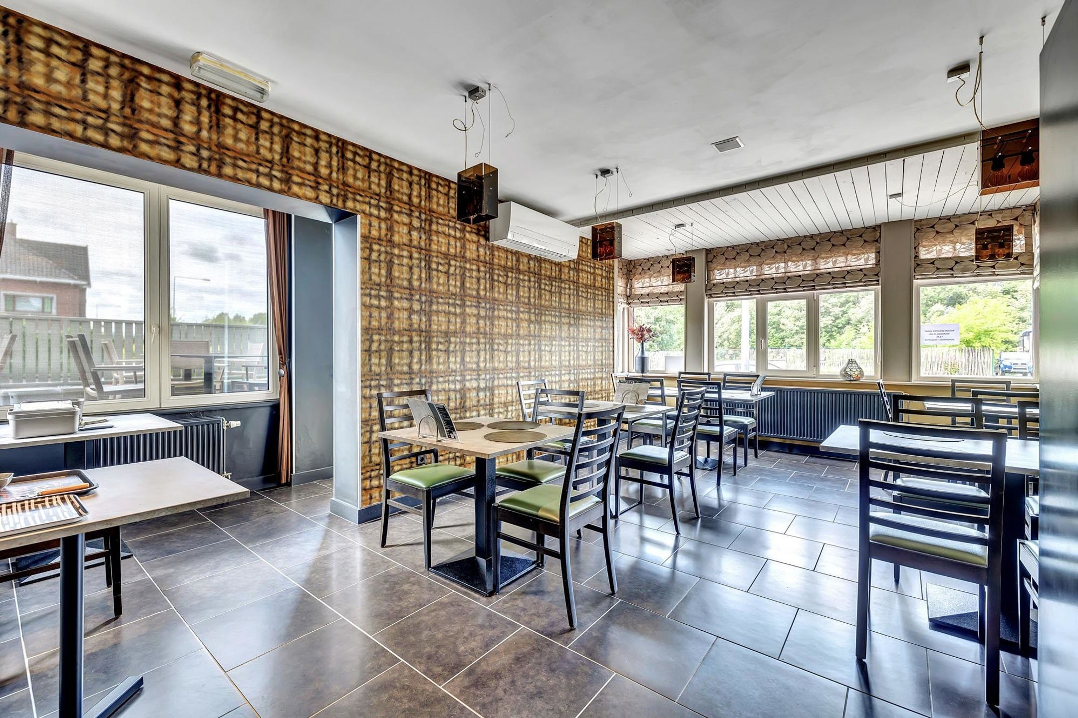 Authentieke woning met handelszaak op toplocatie foto 6
