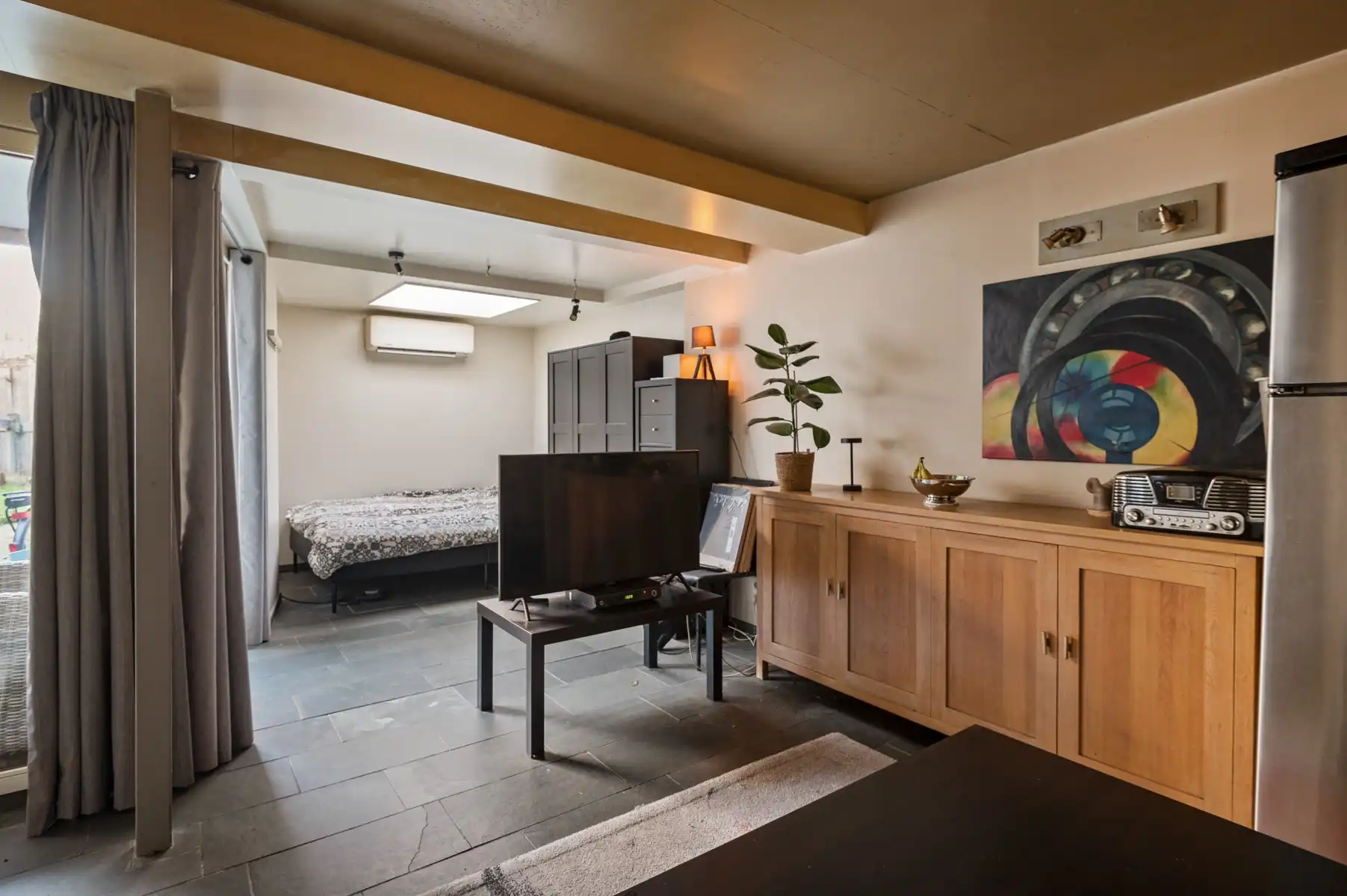 IN OPTIE !! Instapklare woning met tal van mogelijkheden en aangename buitenruimte foto 3