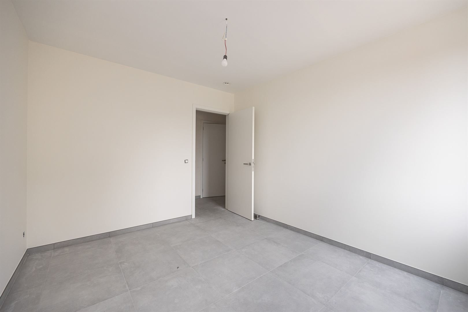 Nieuwbouw appartement met 3 slaapkamers en ruim zuid terras. foto 18