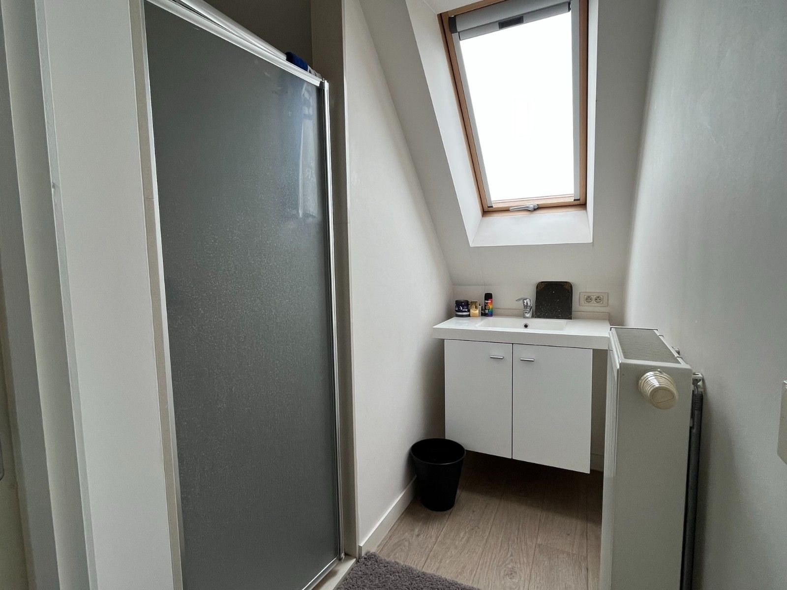 Ruim, zeer centraal  duplexappartement met 3 kamers foto 14